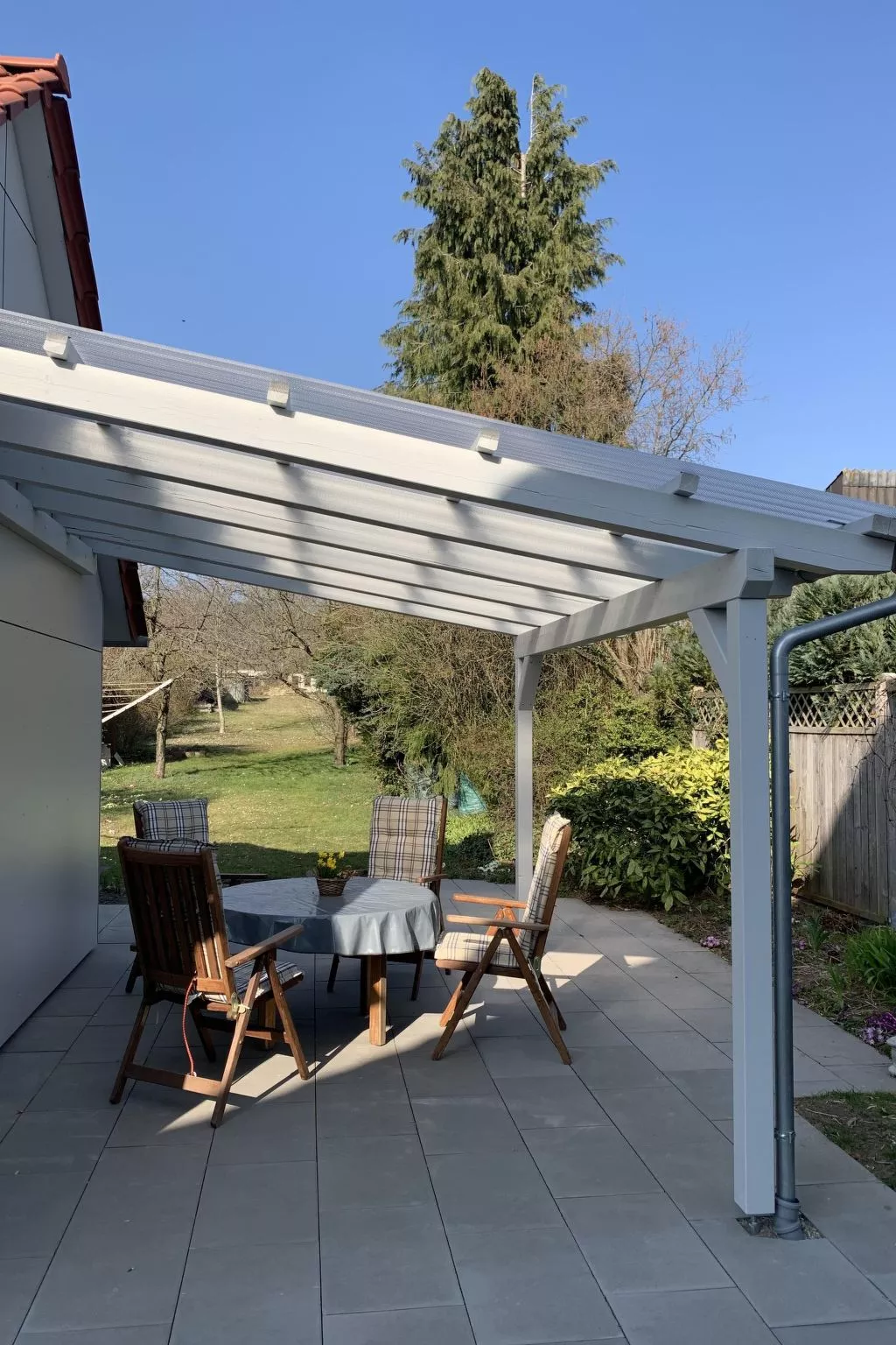 In ruhiger Lage mit großem Garten-Binnen