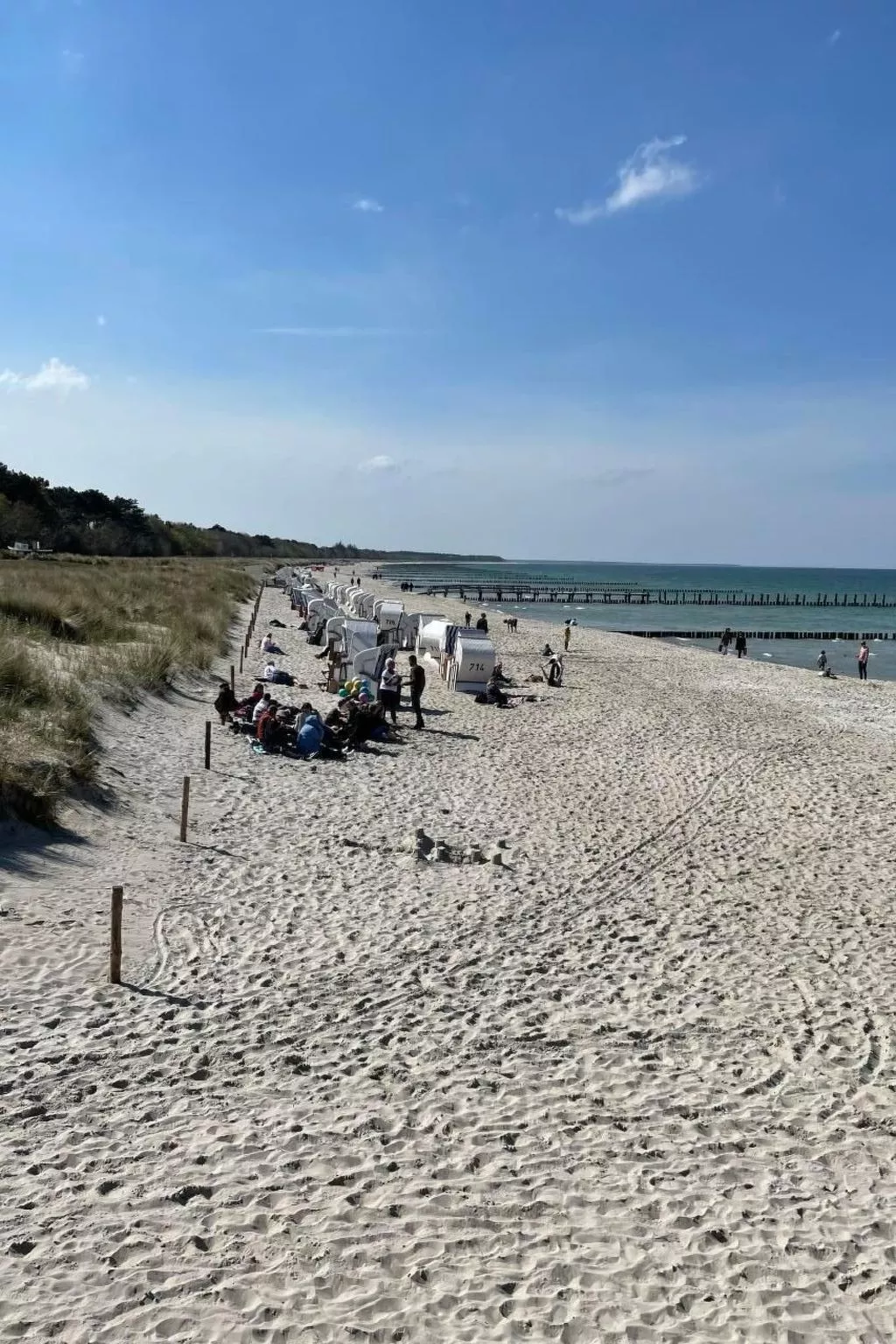 Weisses Traumschloss an der Ostsee-Binnen