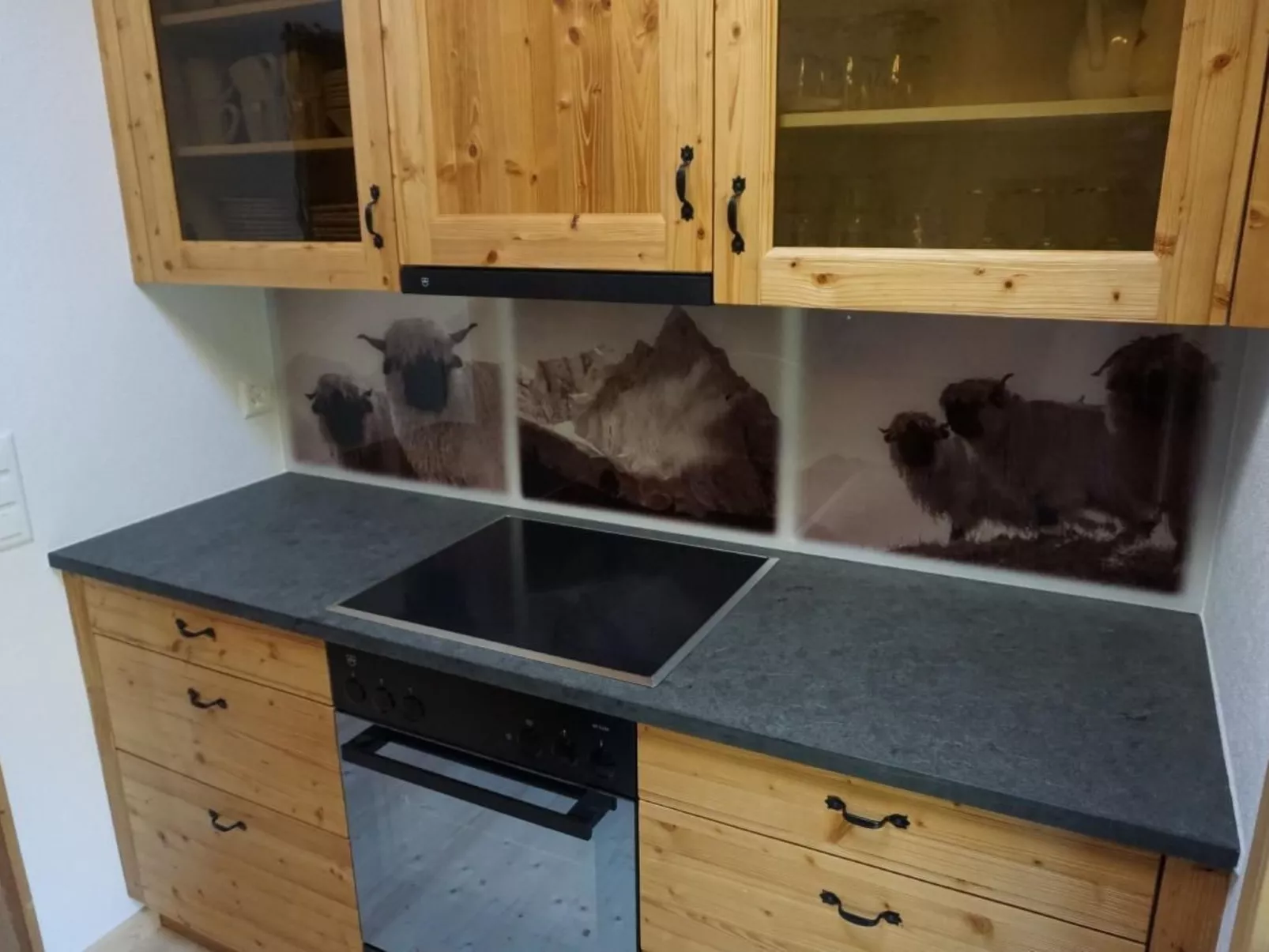 Wollhaus Oberzwirgi-Binnen