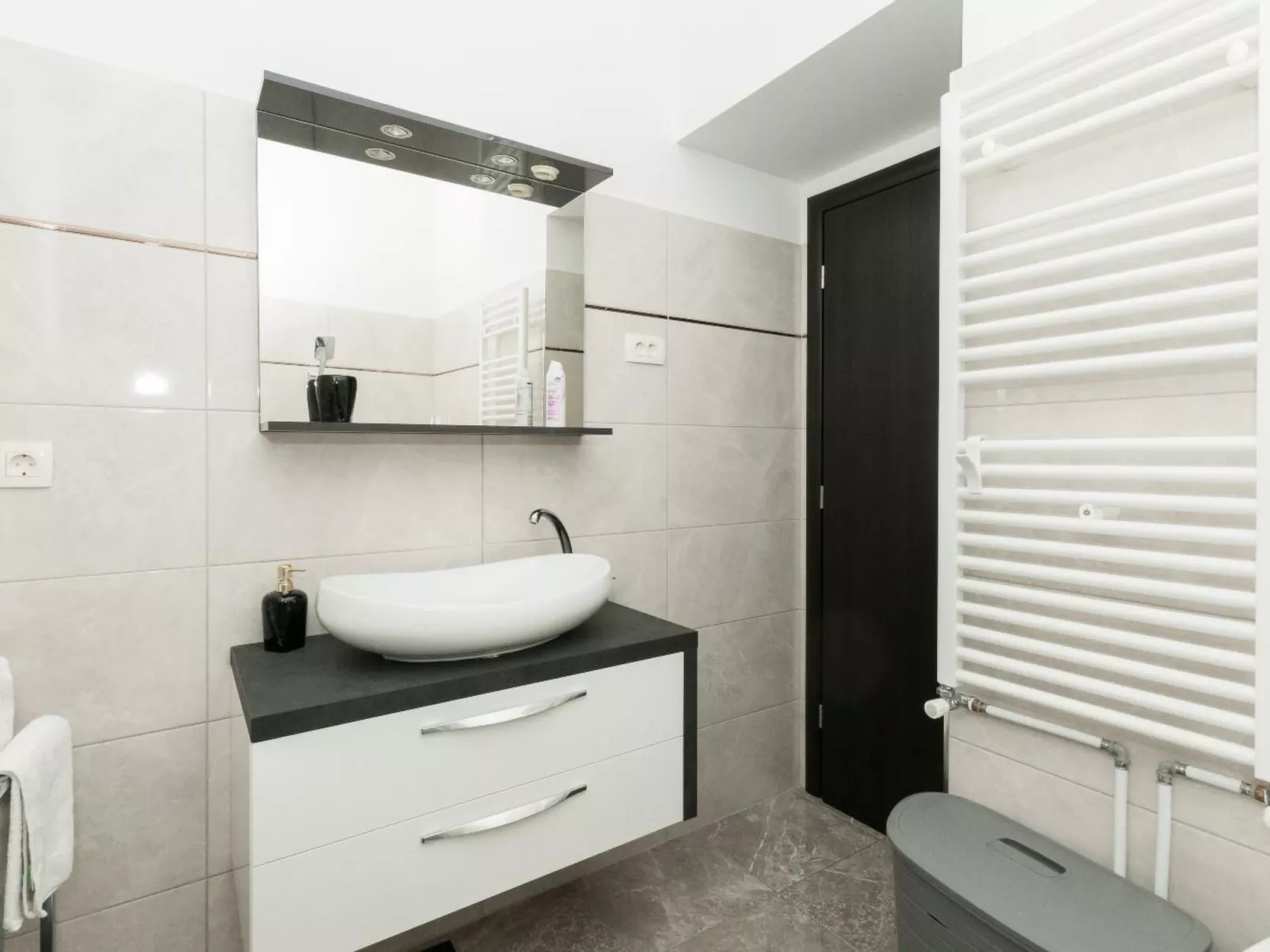 Villa Marta Trogir für 10 Personen in Plano-Image-tags.info