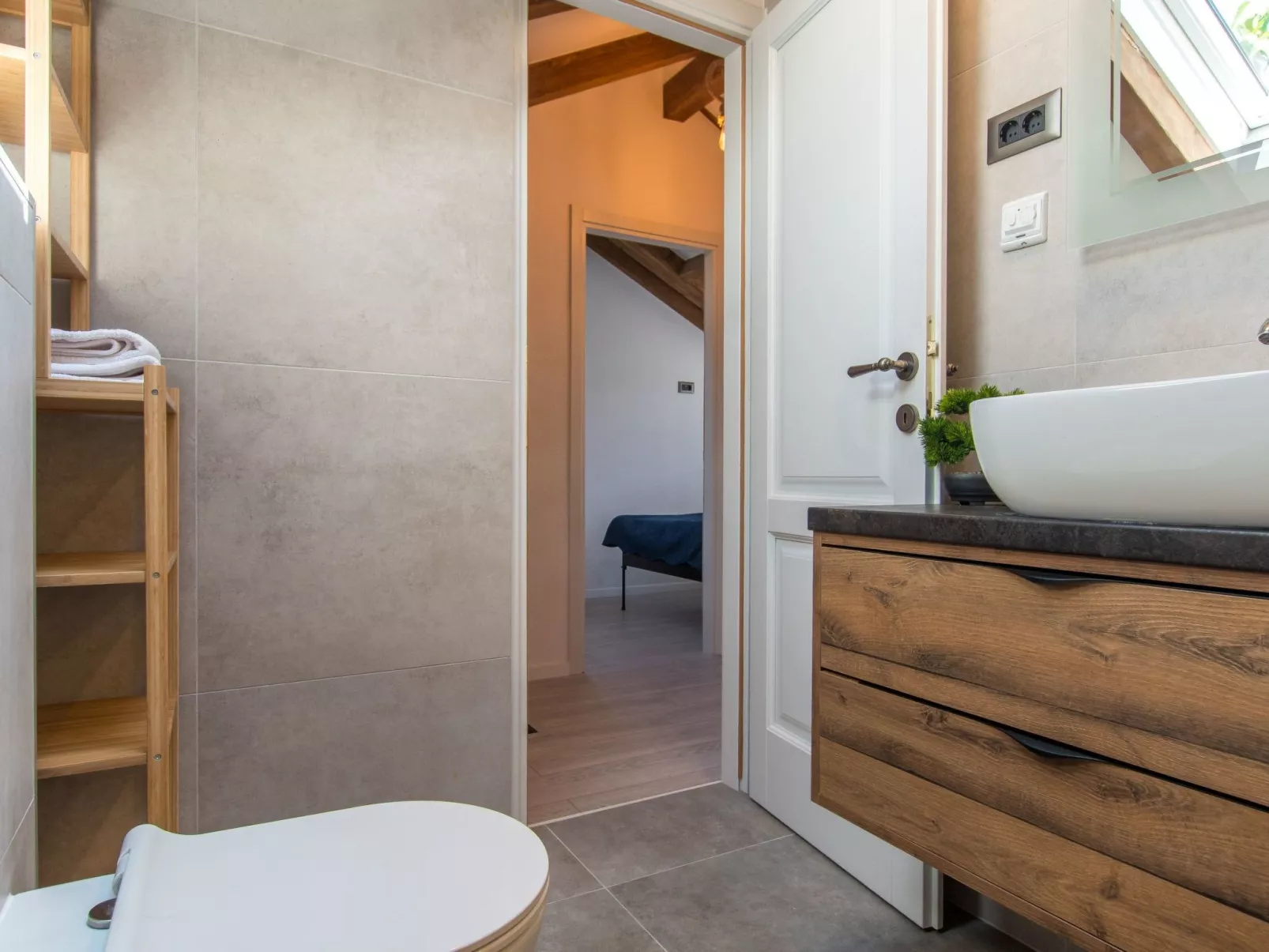 Villa Le Adria - Privater HotTub- Kostenloses Parken am Strand-Binnen