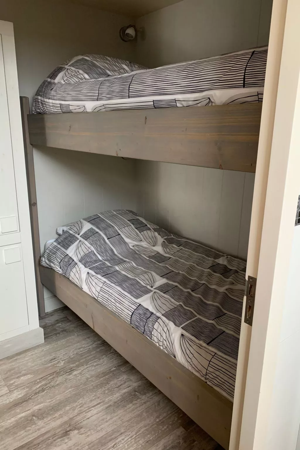 Zaandam in der Nähe aller niederländischen Sehenswürdigkeiten-Binnen