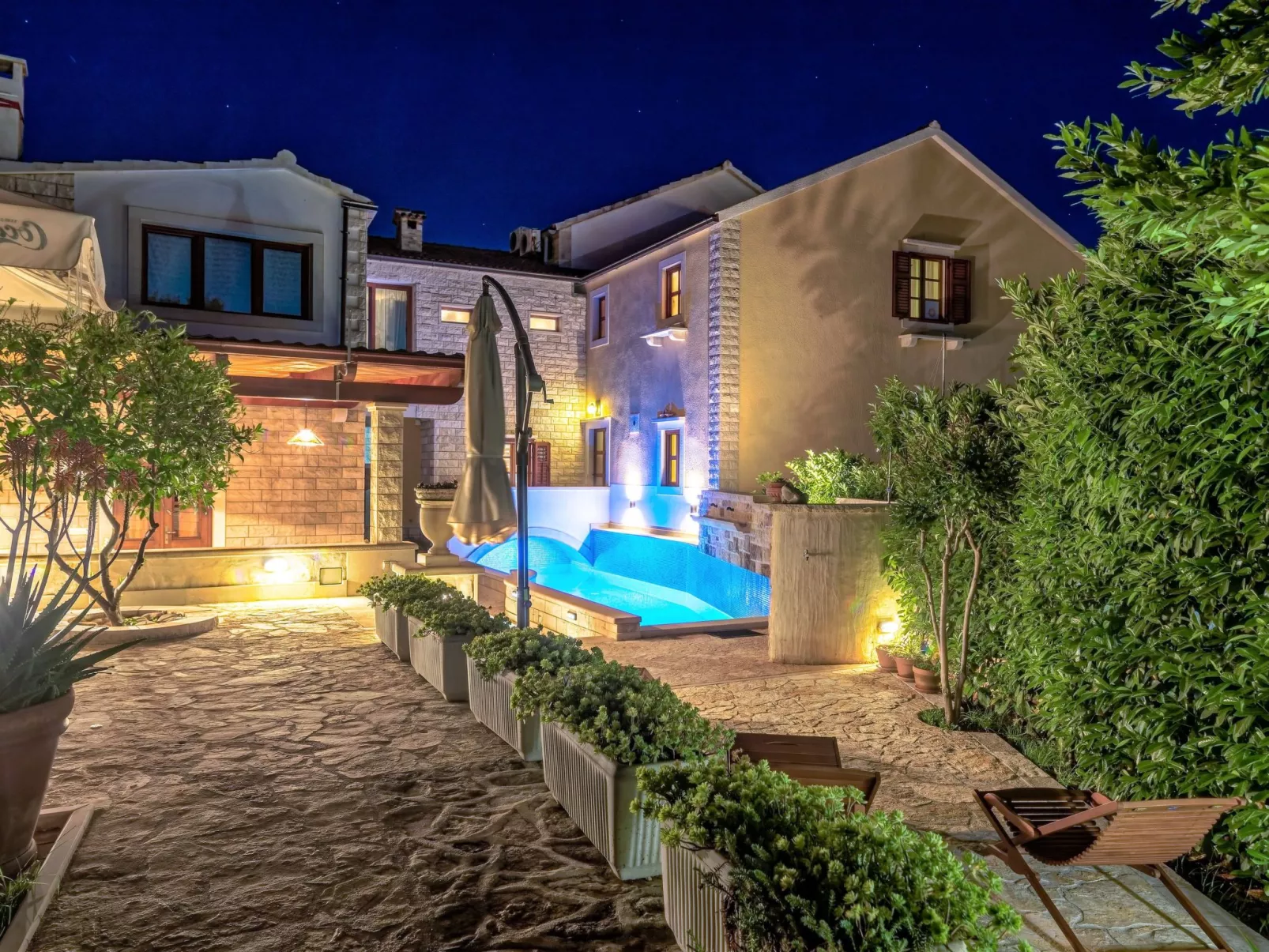 Ferienvilla "Laurus" mit Blick auf das Wasser-Buiten