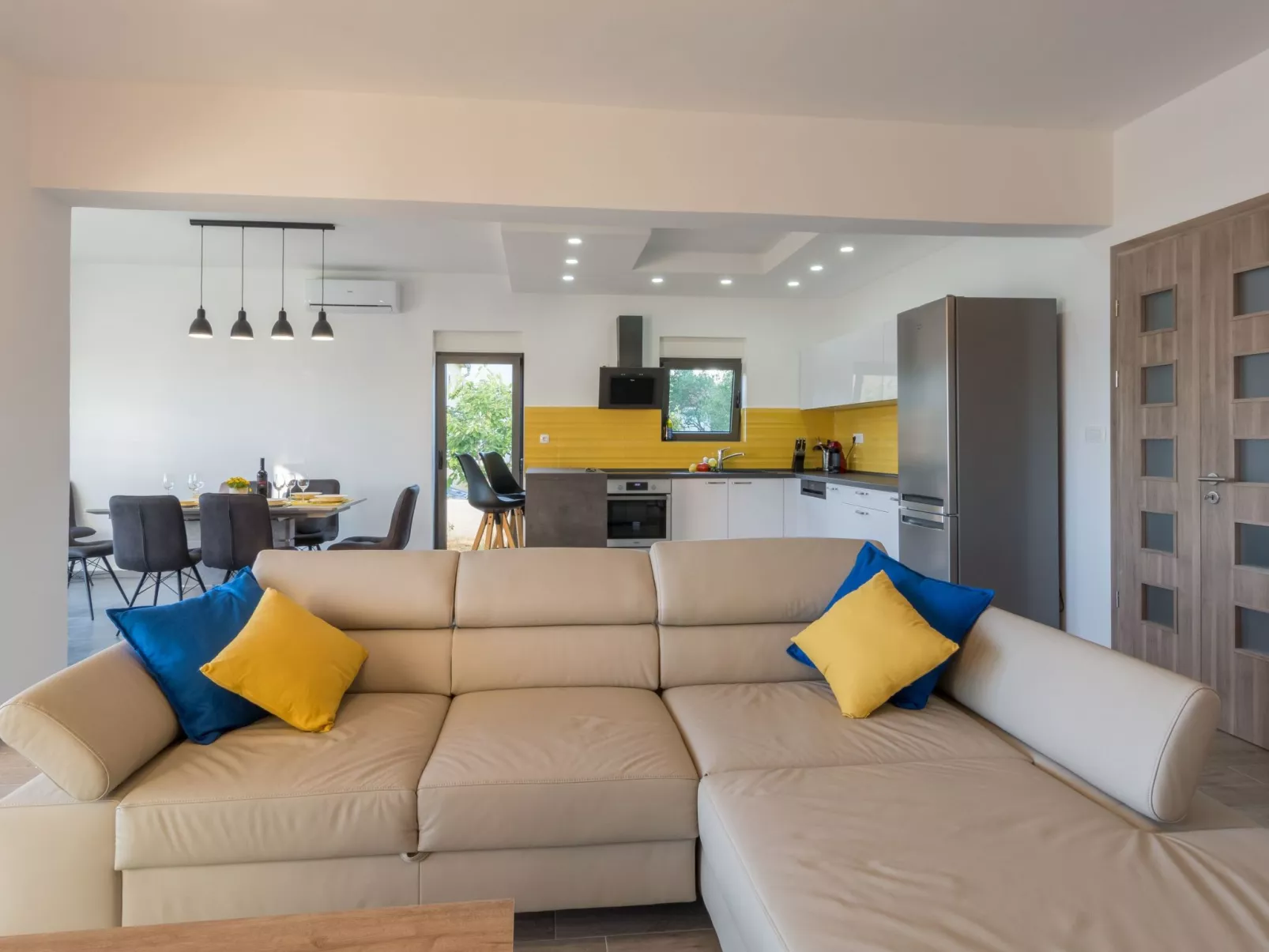 Villa "Lu-Ma" mit Blick auf das Wasser-Binnen