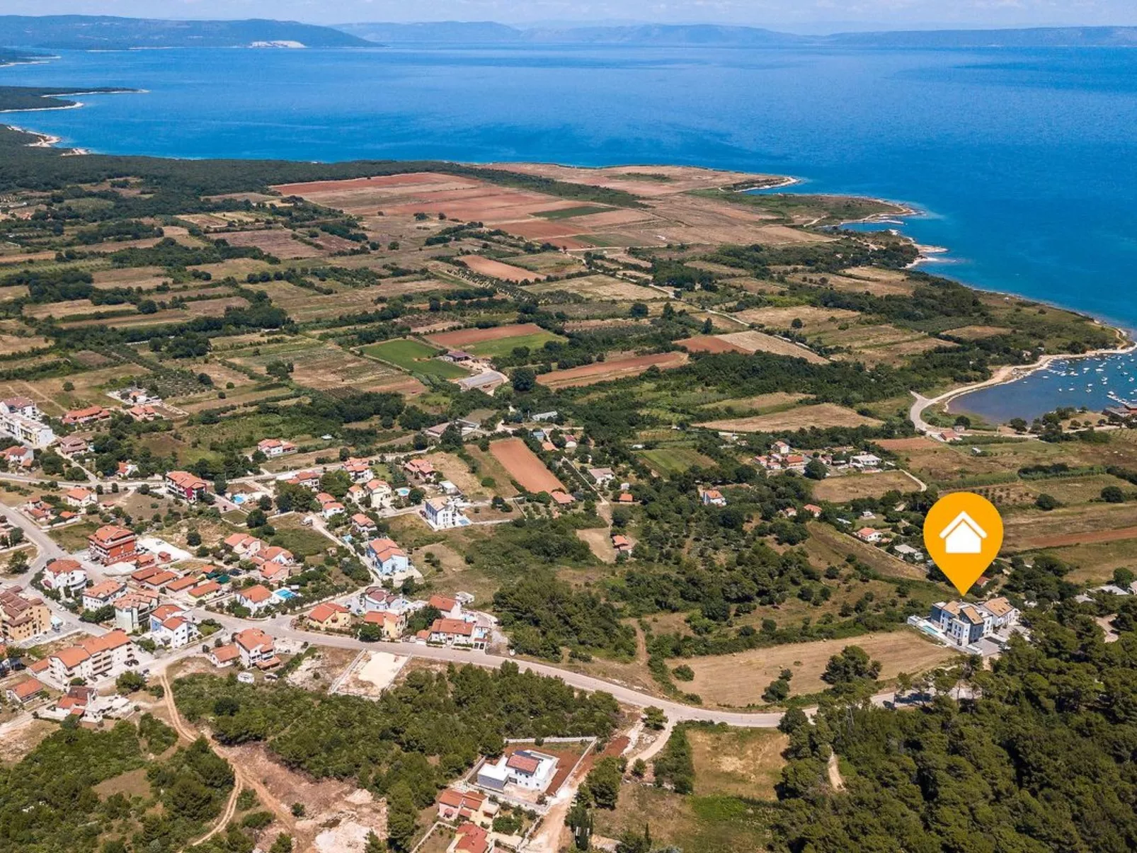 Wohnung "Deneris" mit Terrasse-Buiten