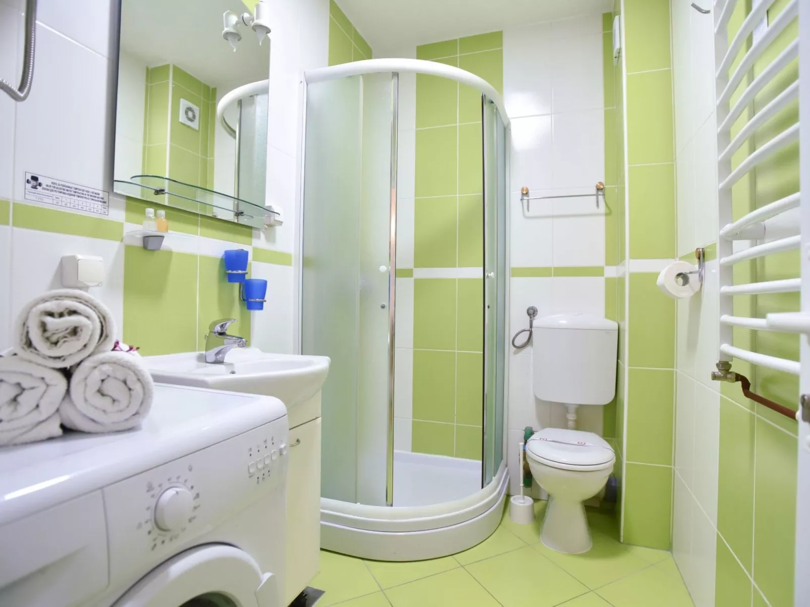 Studio-Apartment mit Balkon-Binnen