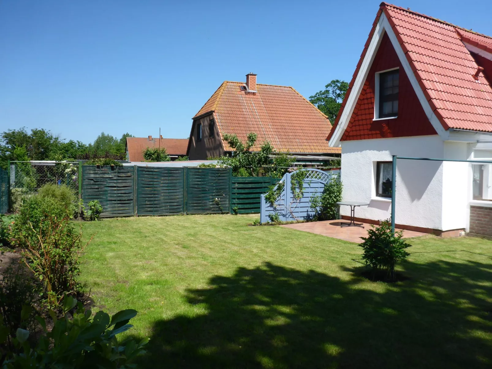 Behagliches Ferienhaus mit Garten und Terrasse-Binnen