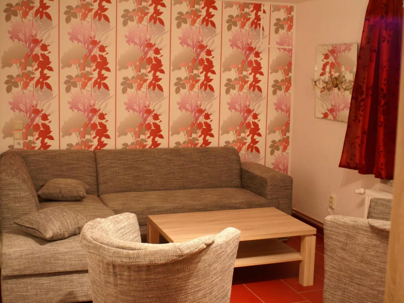 Insel der Freude-Binnen