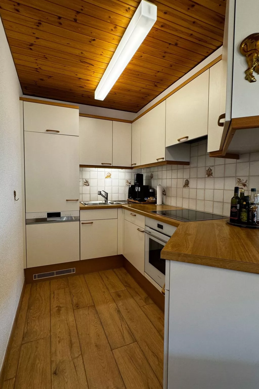 Chesa Blais, 2. OG-Binnen