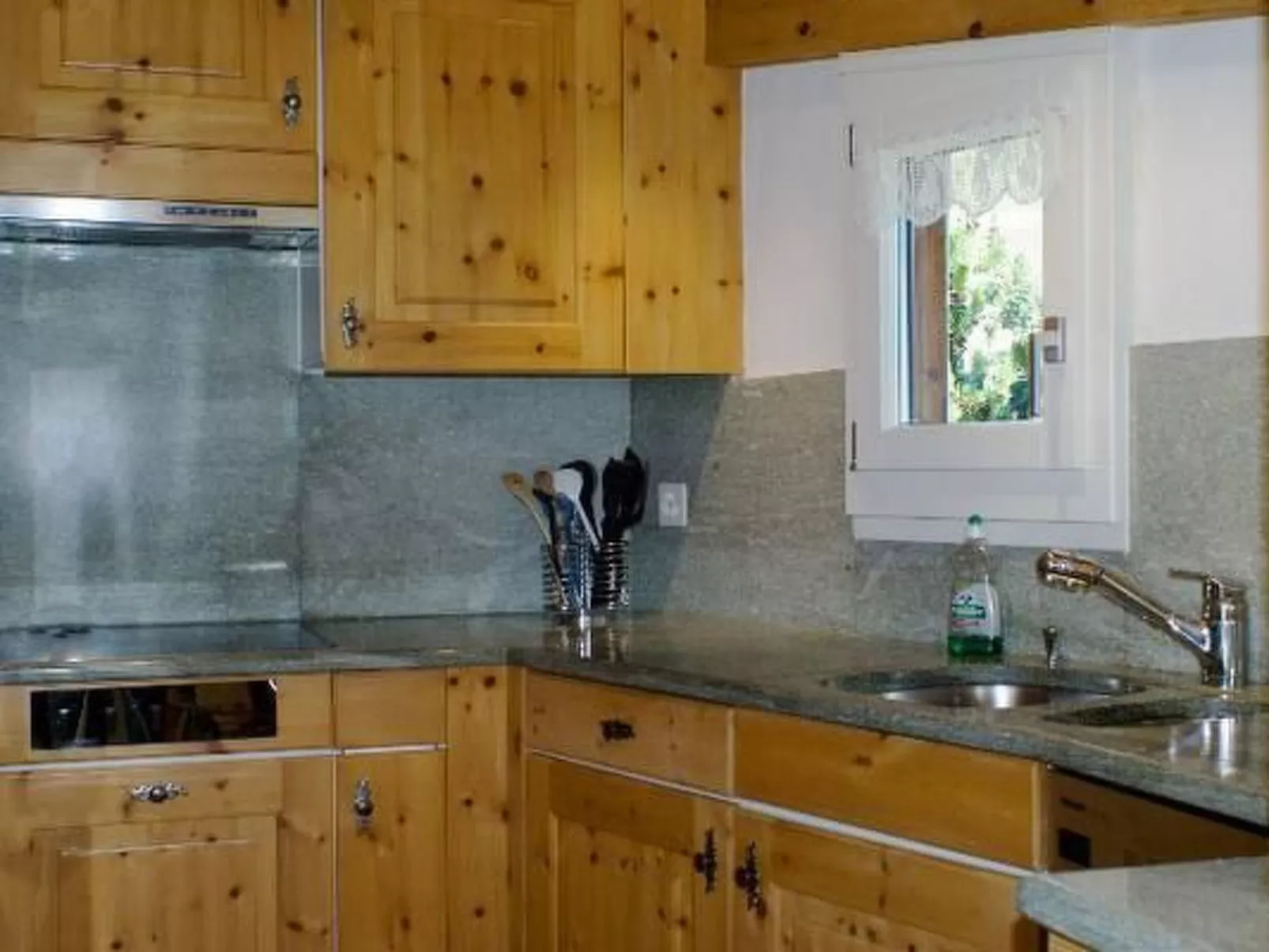 Chesa Tauschna - Binnen