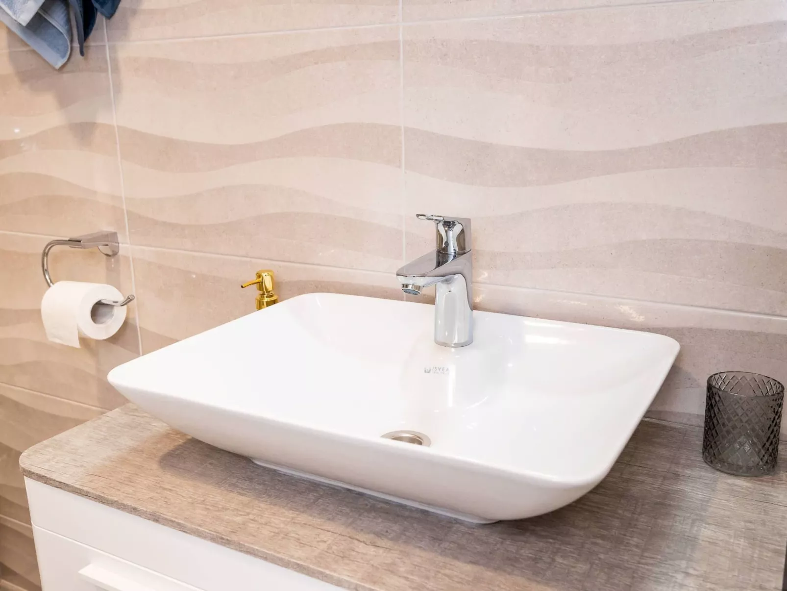 Mit privater Terrasse-Binnen