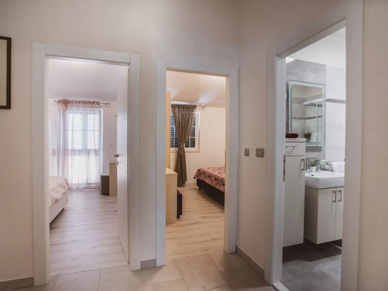 Luxuriöses Ferienhaus Lucija mit Jacuzzi-Binnen