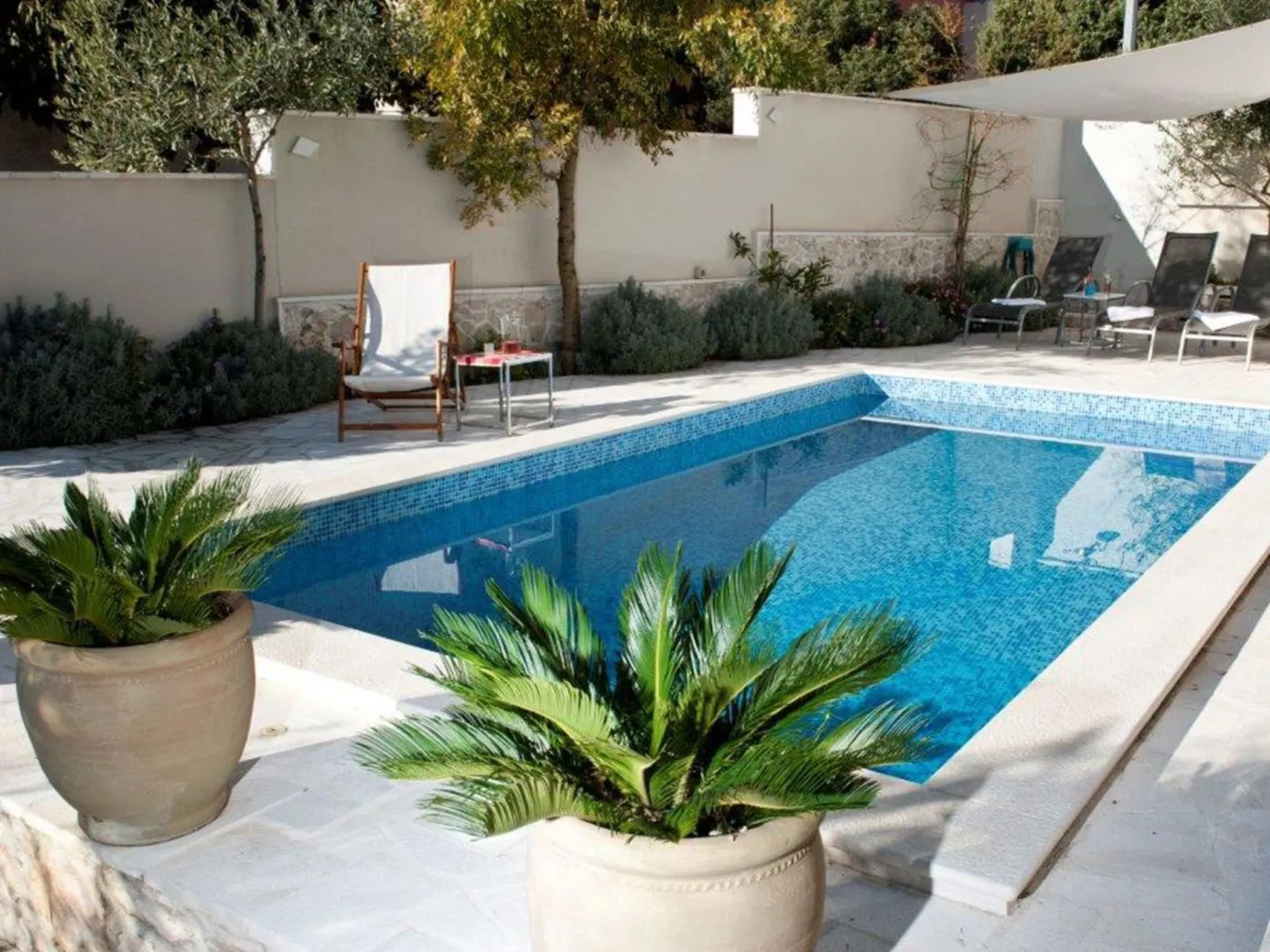 Charmante Villa Layla mit Meerblick und Pool-Buiten