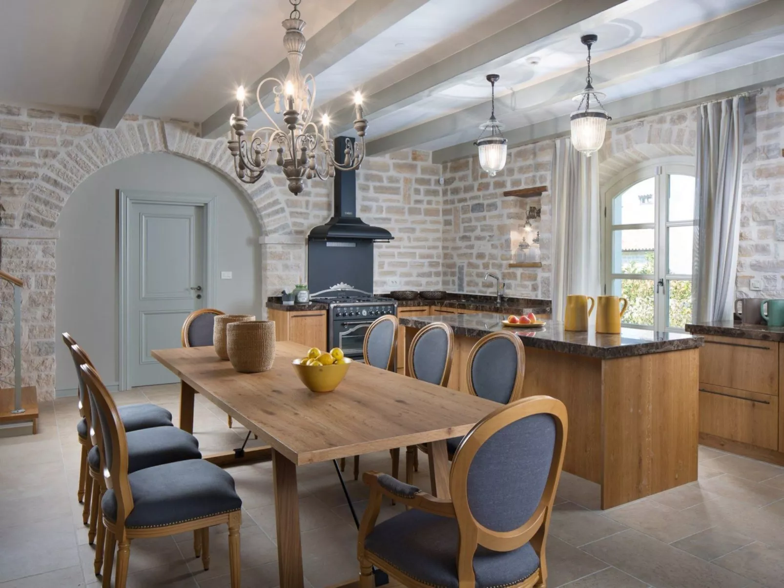 Villa Elena-Image-tags.info