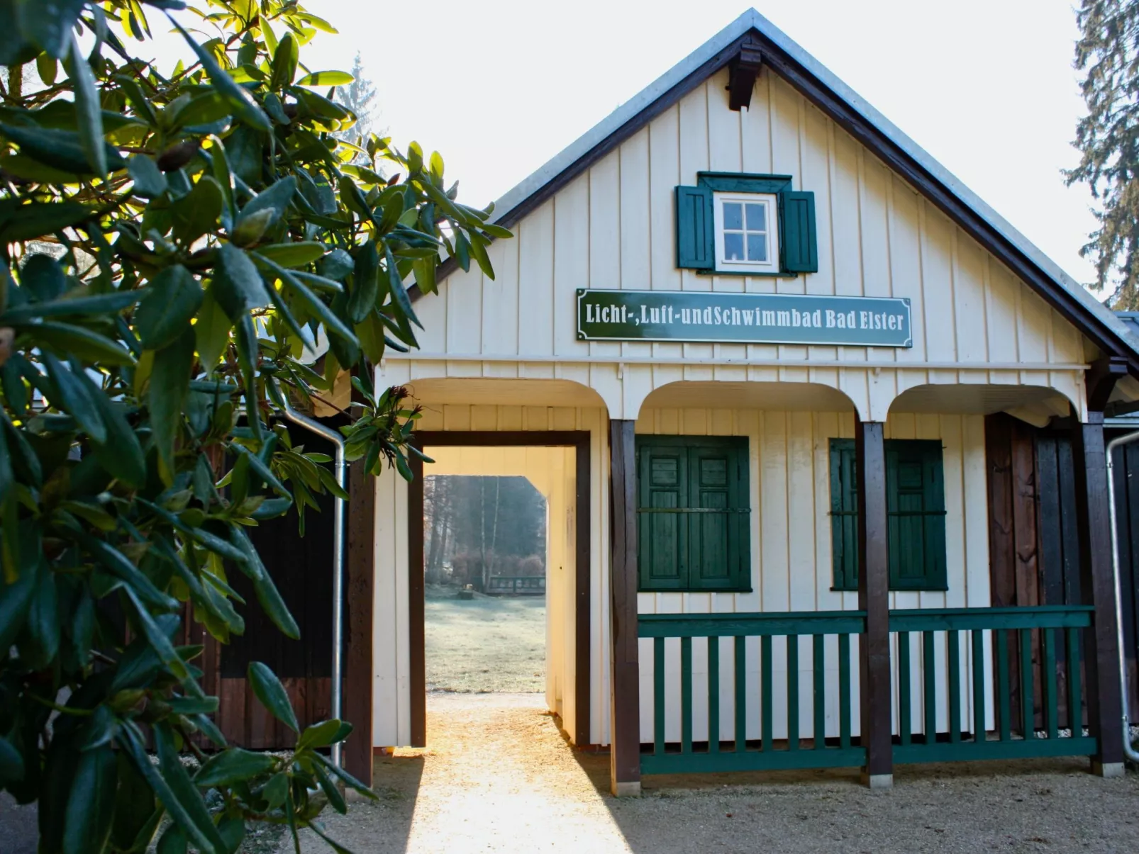 Am Wald gelegenes Ferienhaus "Wolf" mit Kamin-Buiten