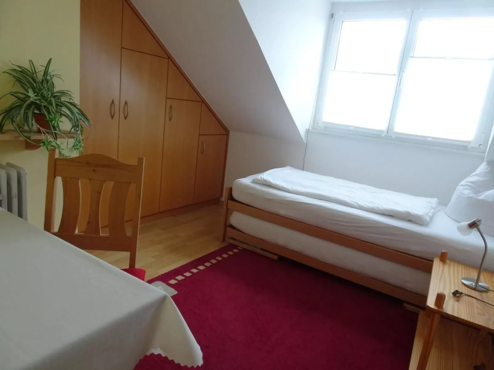 Haus Holzheimer mit Blick auf die Rhön-Image-tags.info