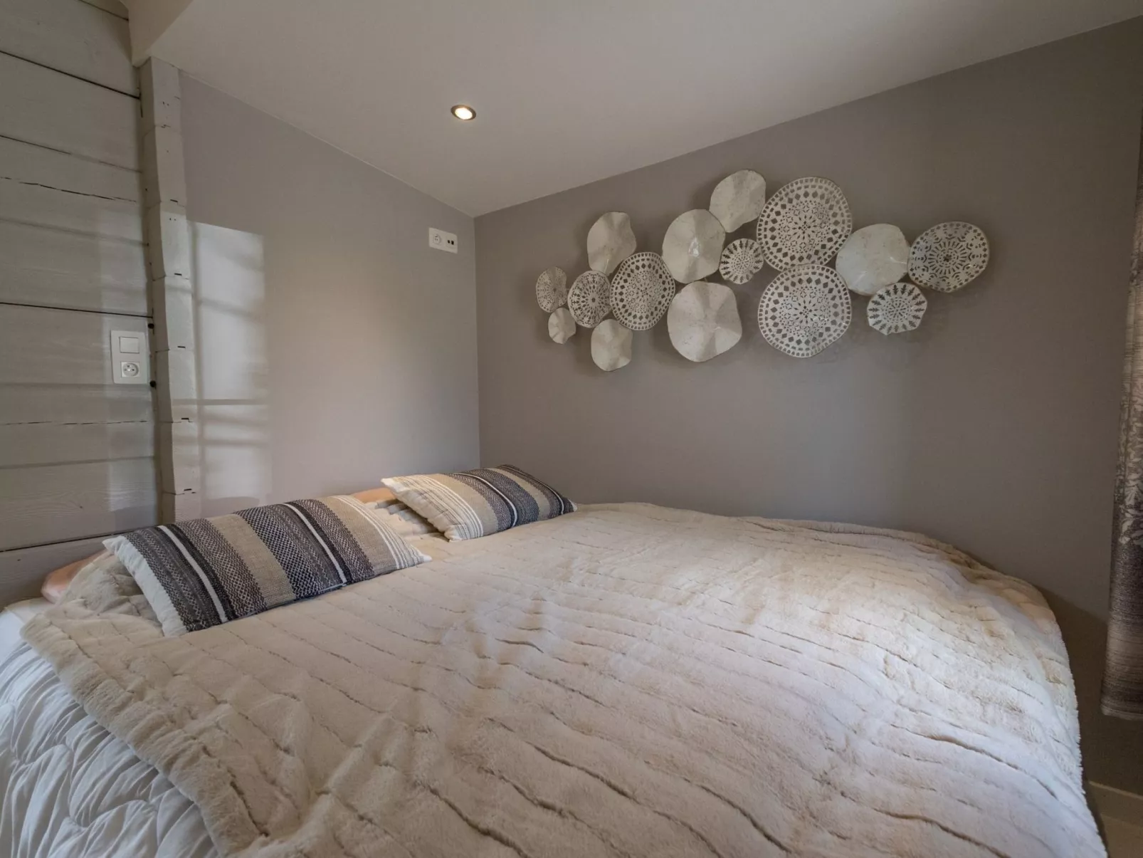 Landhaus mit Hallenbad-Image-tags.info