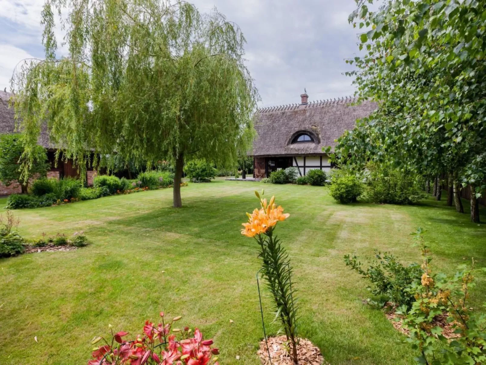 In Gąski mit Gepflegtem Garten-Binnen