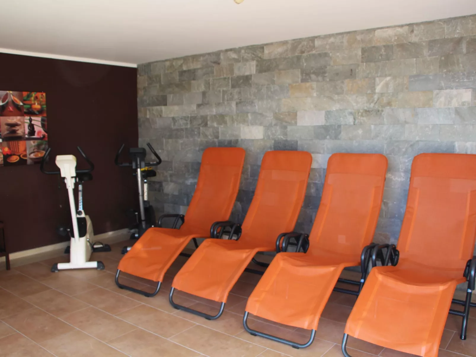 Appartement mit herrlichem Berg- und Seeblick-Buiten