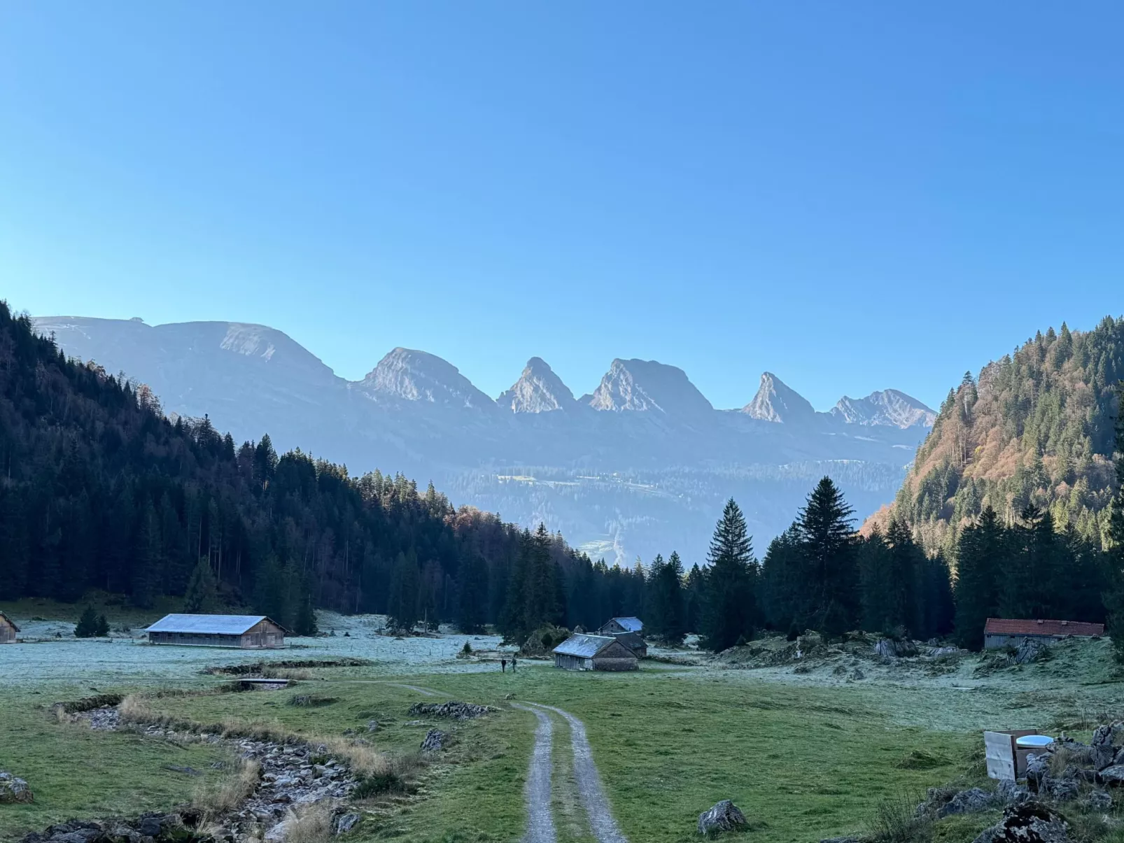 Zwingli's Ferienwohnung-Buiten