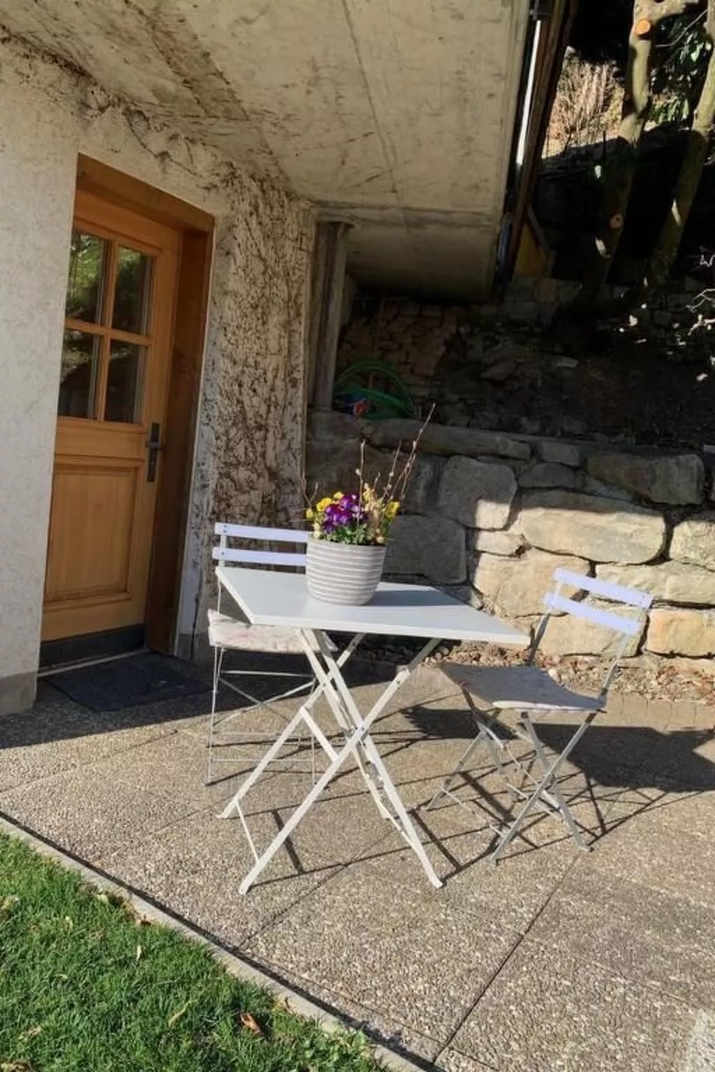 Sonnig und gemütlich-Buiten