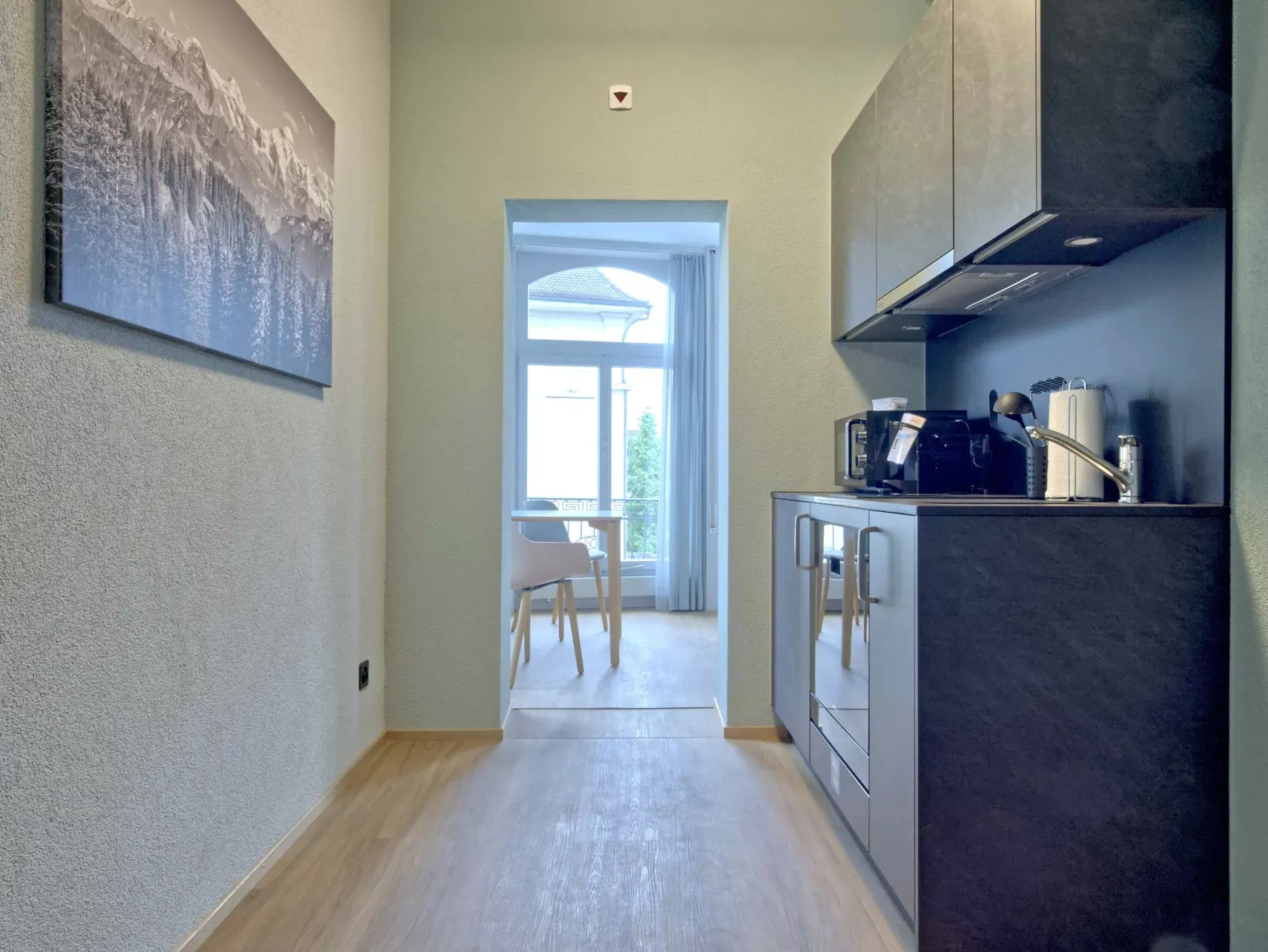 BANK House Suite 204-Binnen