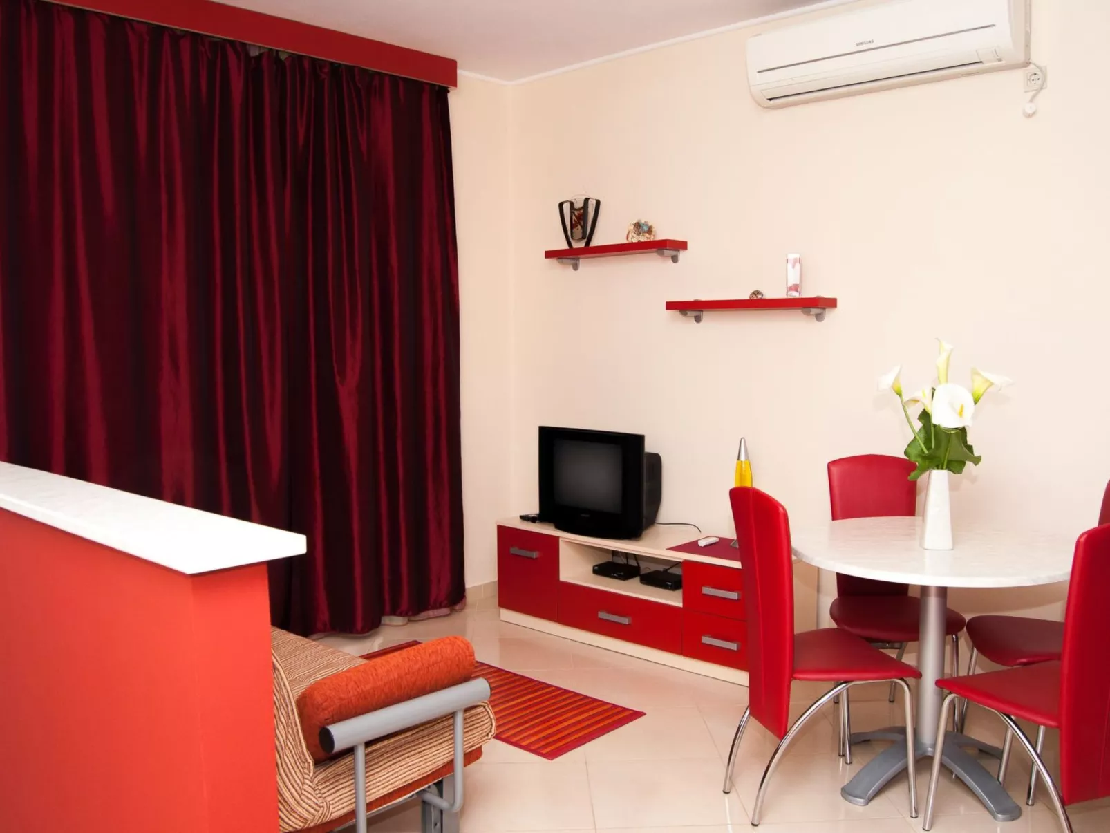 Moderne Ferienwohnung mit Meerblick-Binnen