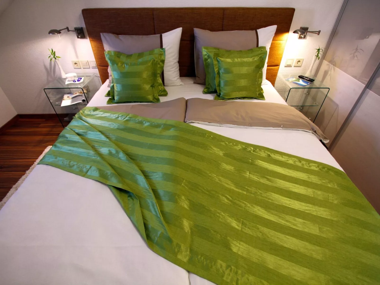 In Bol mit privatem Parkplatz-Binnen