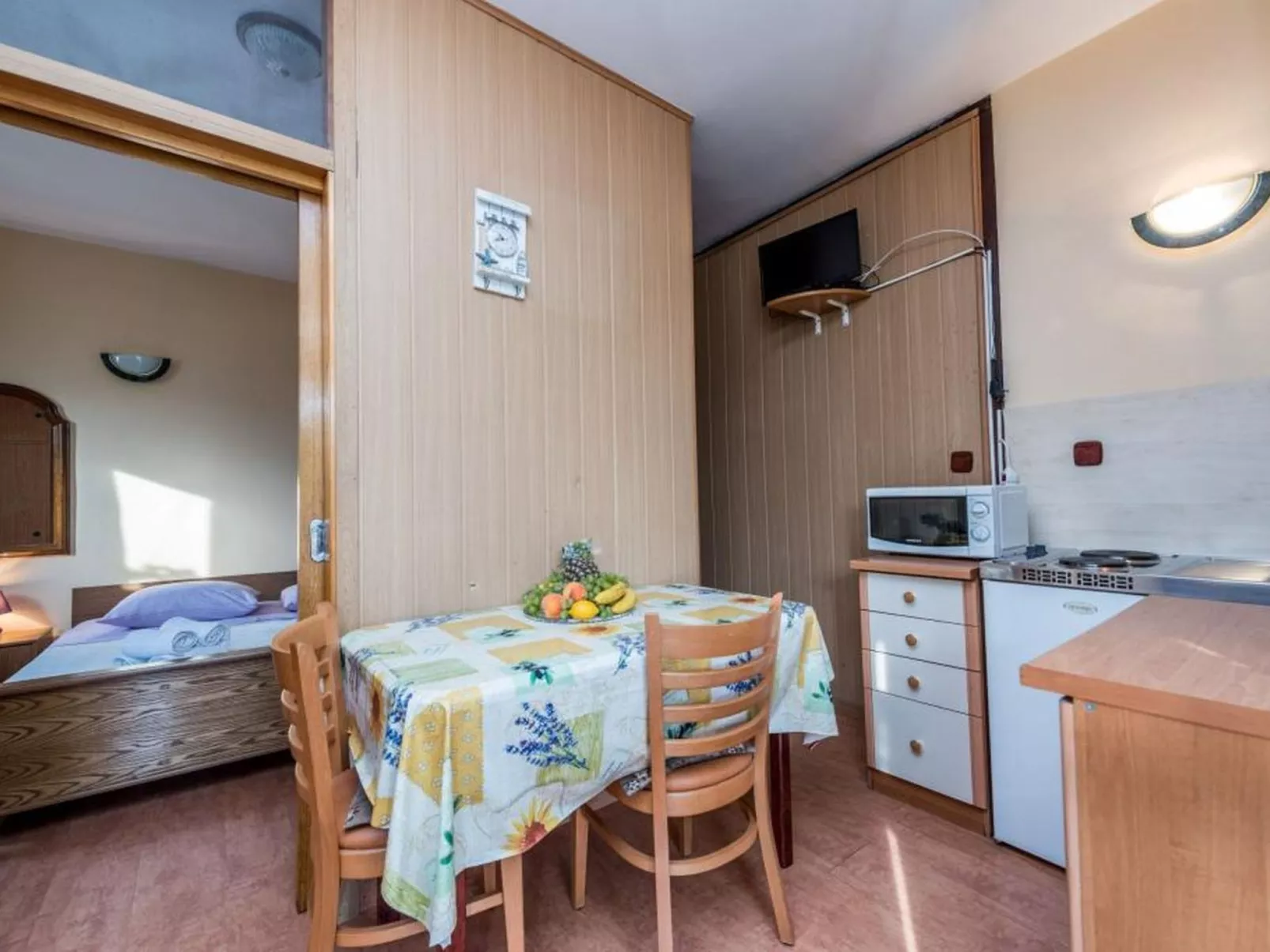 "Delfin prizemlje" - Image-tags.info