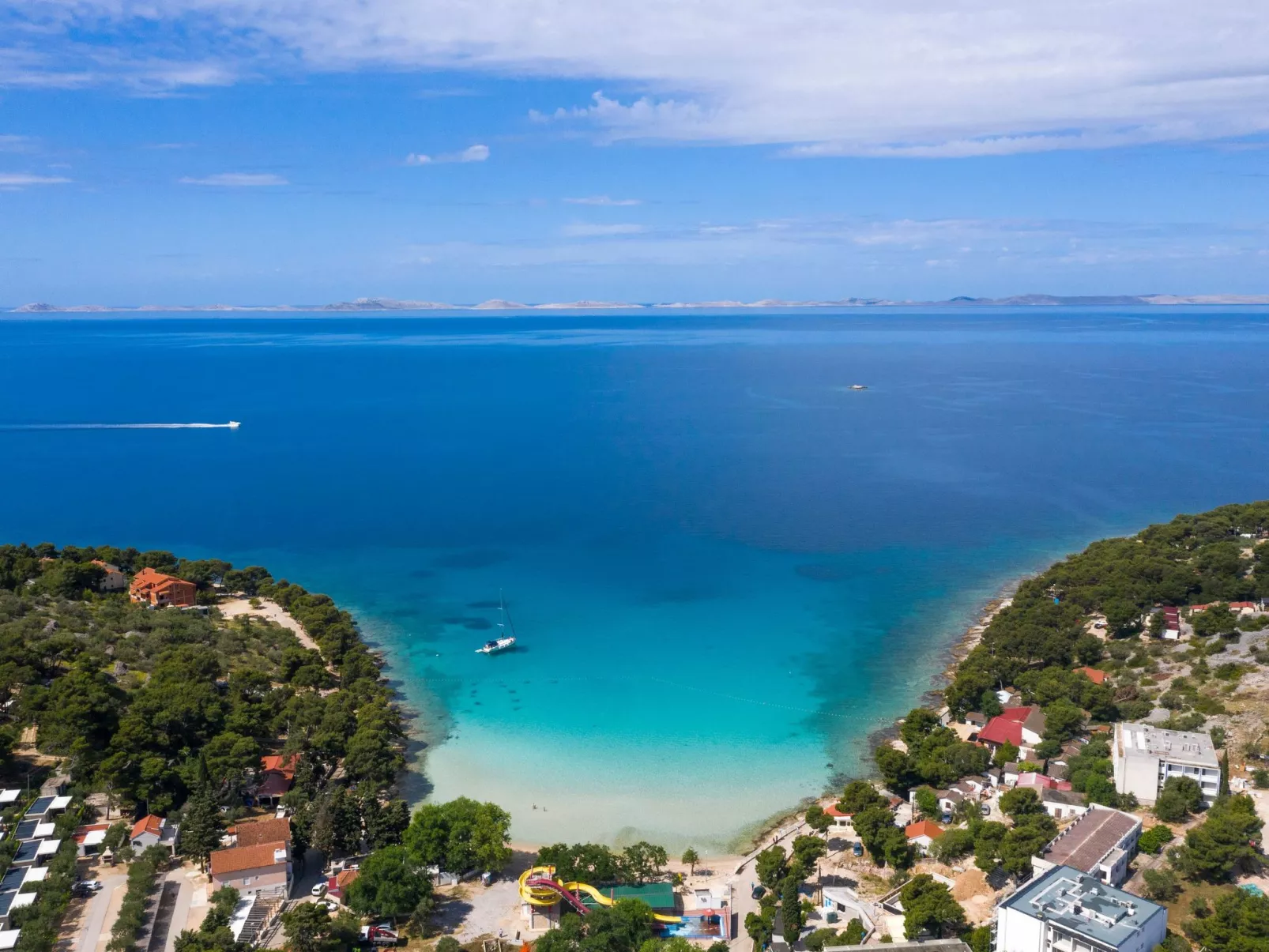 Wohnung mit Garten, Grill und Terrasse-Buiten
