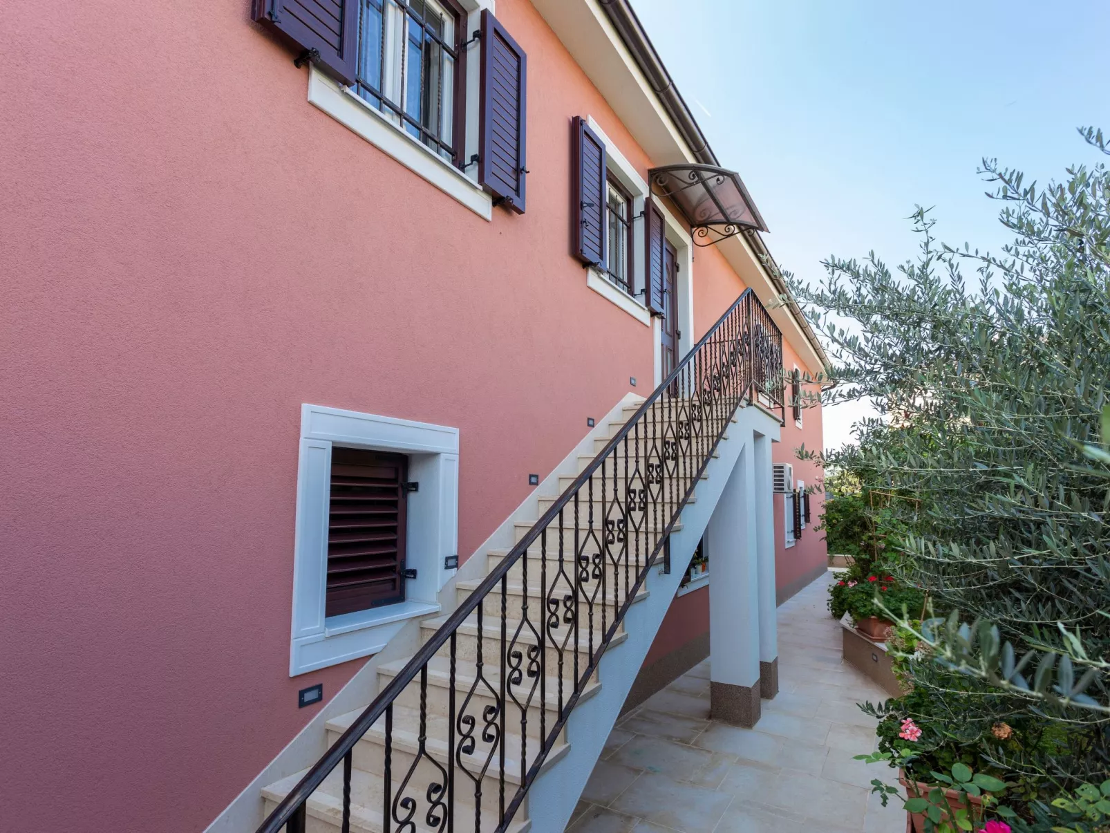 Schöne Wohnung Funtana Nr.1-Binnen