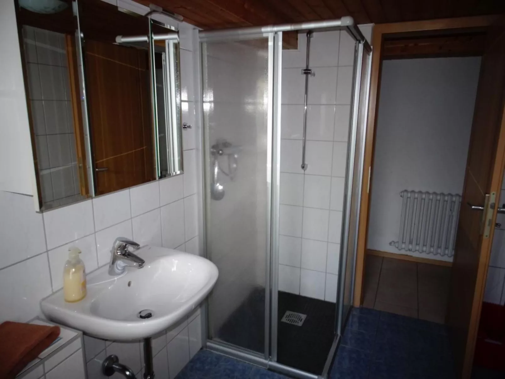 Nette Wohnung in Garitz mit Garten und Terrasse-Image-tags.info