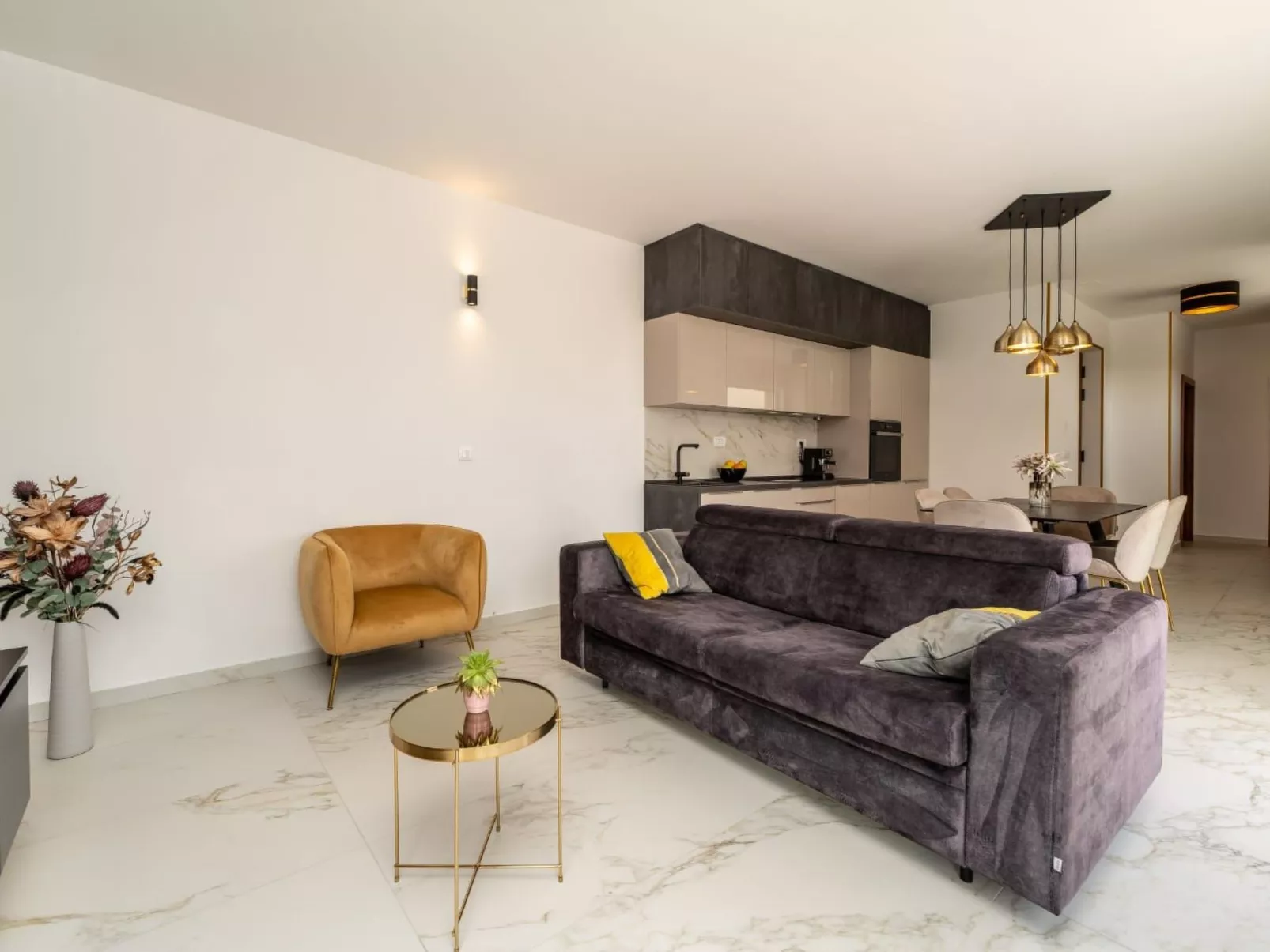 Villa mit beheiztem Pool - von TA Leut Agency-Binnen