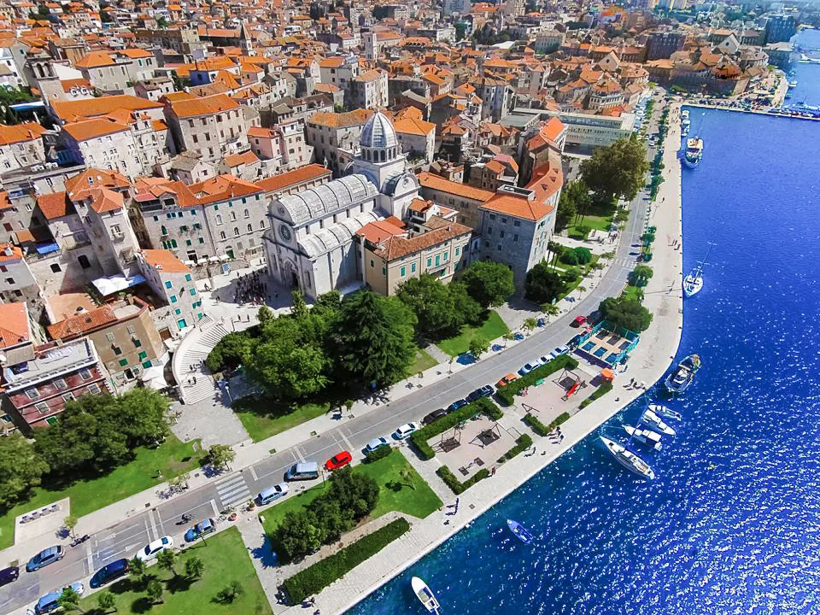 Villa Juhuhu in Dubrava kod Sibenik-Omgeving