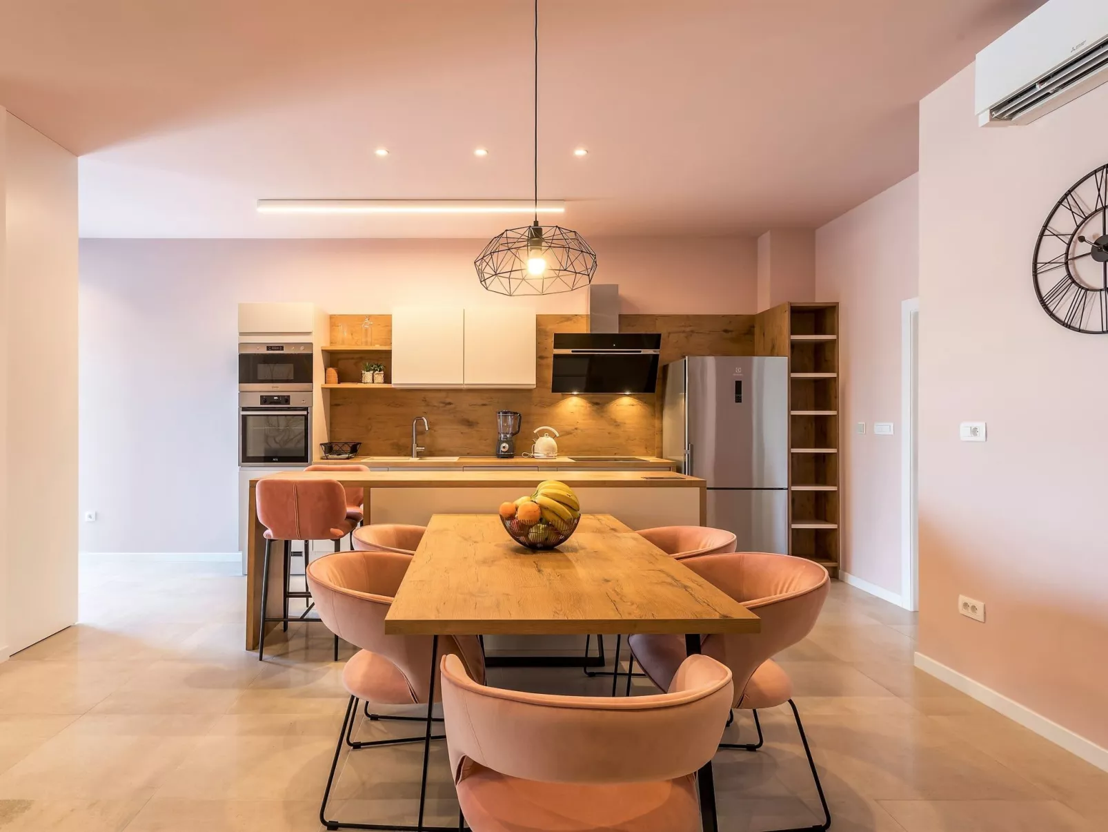 Luxus-Apartment mit Whirlpool-Binnen