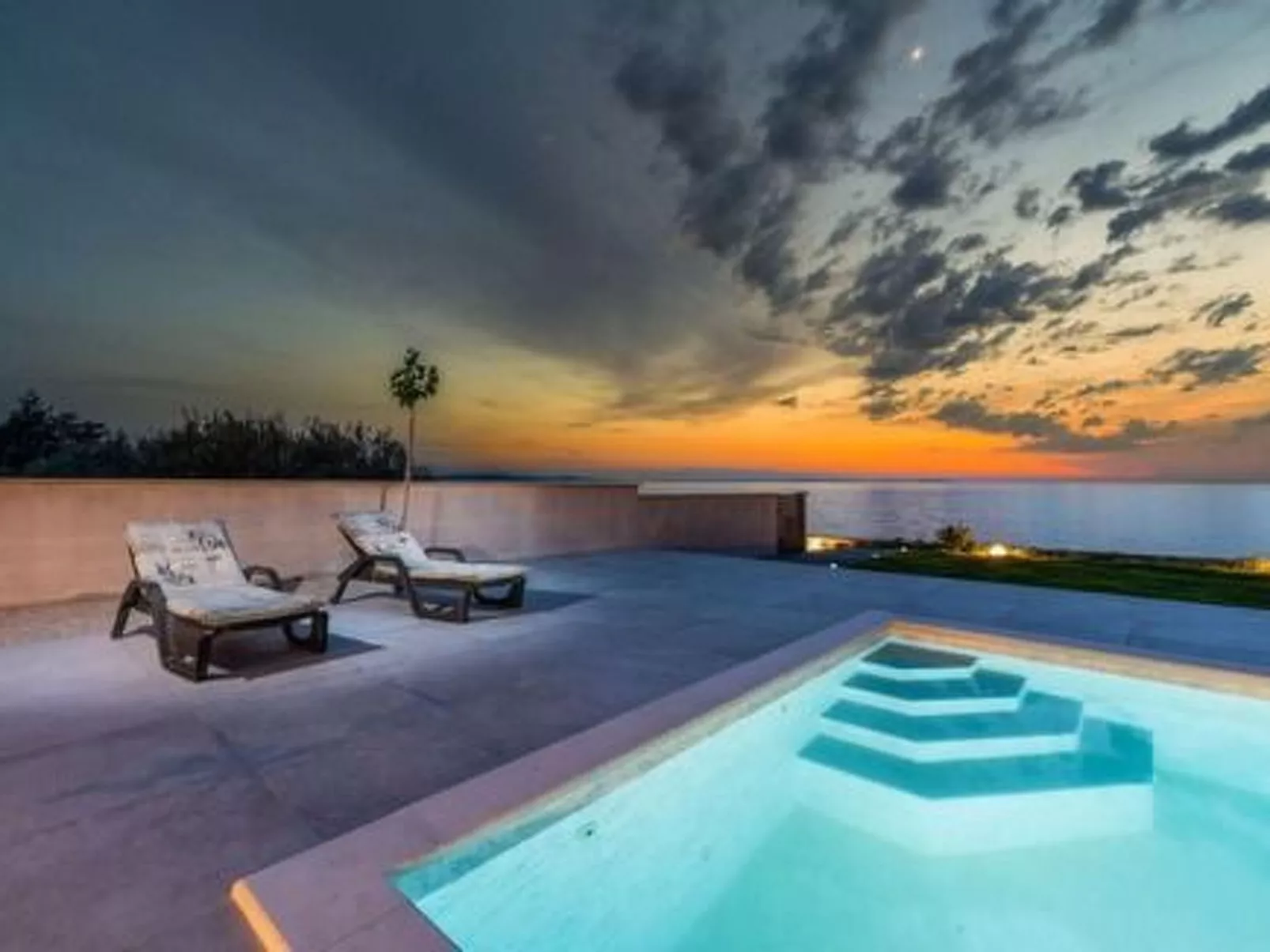 Luxuriöse Villa direkt am Meer - Agentur TA Leut-Buiten