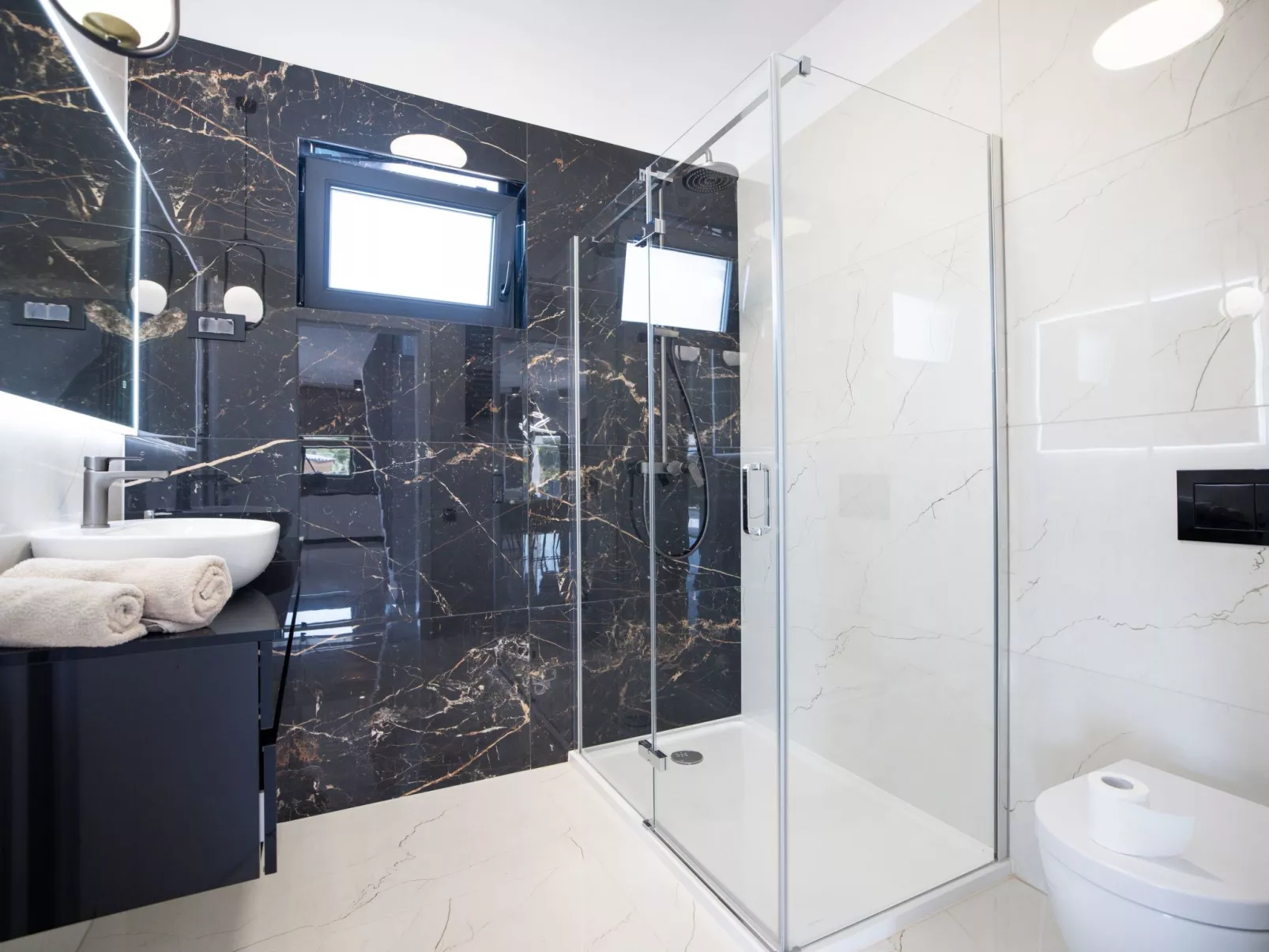 Villa Stellante mit privatem Pool und Meerblick-Binnen