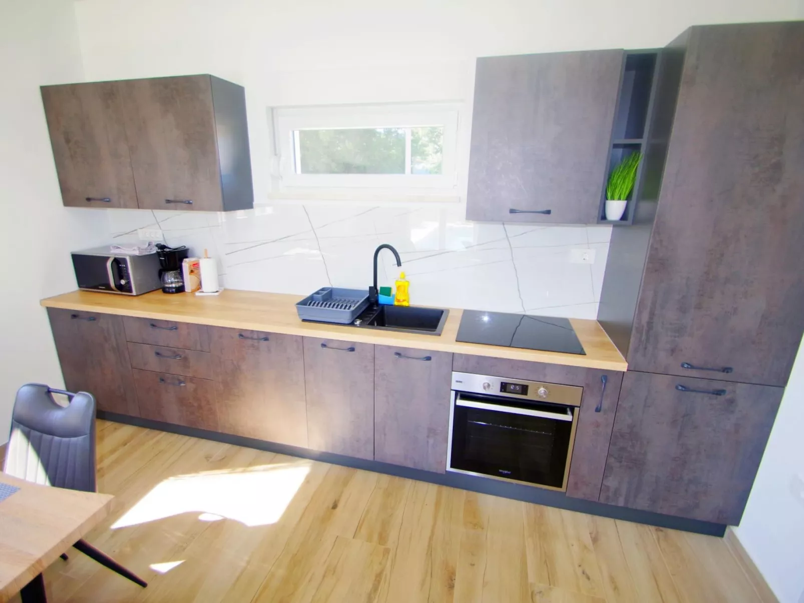 Ferienhaus, privater Pool, Dorf Šišan-Binnen