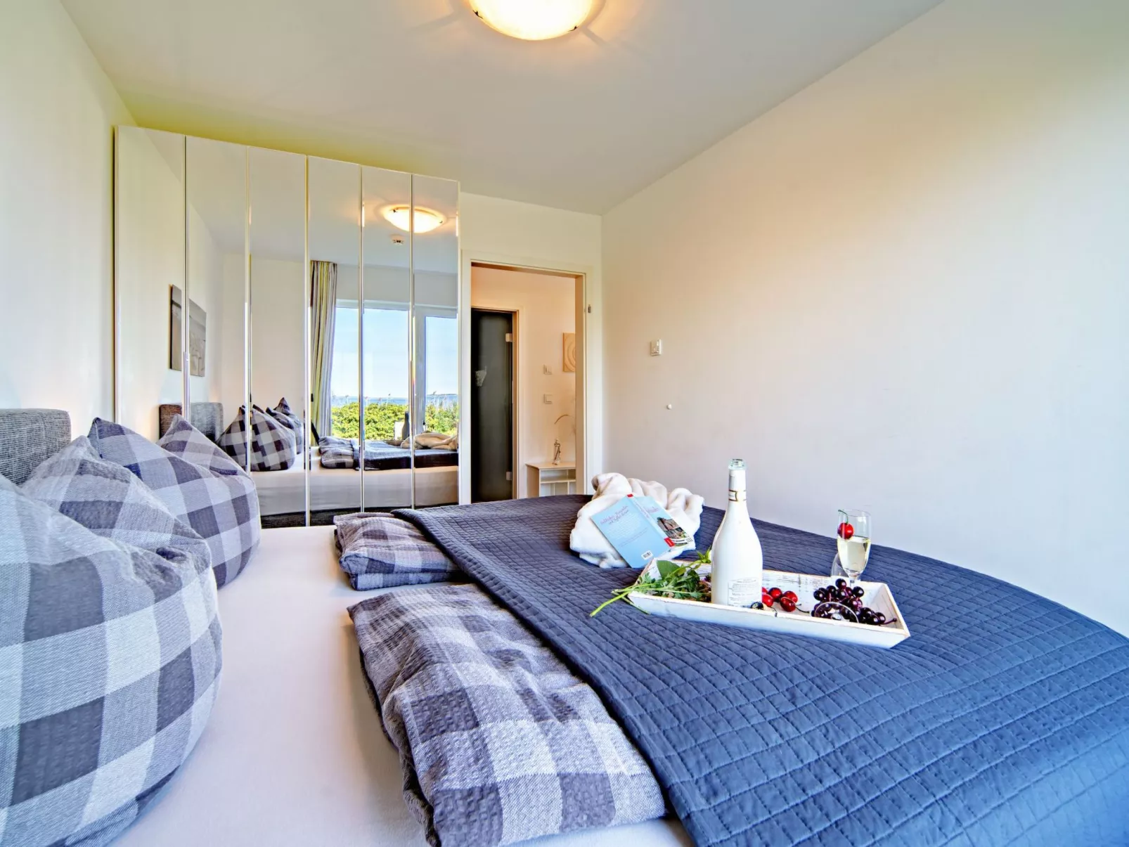 Fewo Brigantine 33 by Seeblick Ferien ORO-Binnen