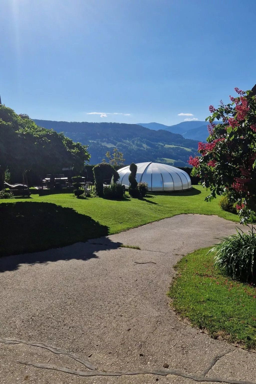 Bergbauernsuite-Buiten