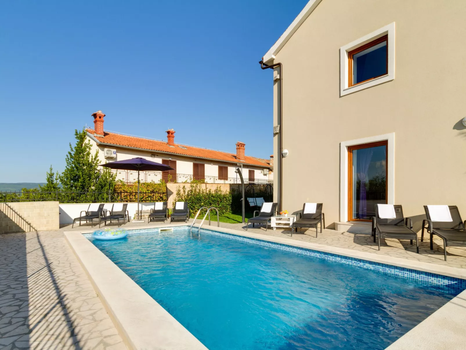 "Villa Agneza"-Binnen