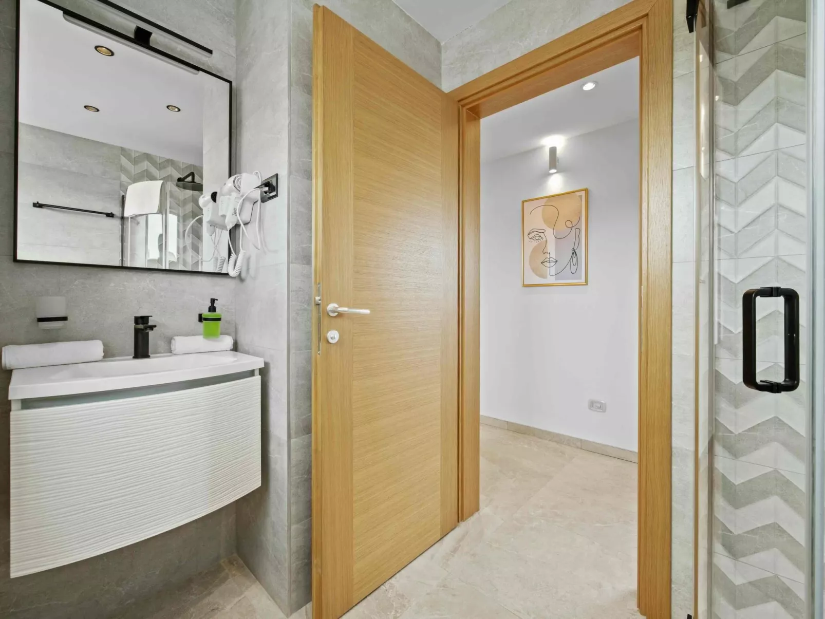 Villa Palma - Luxusvilla am Meer für 6 Personen-Binnen