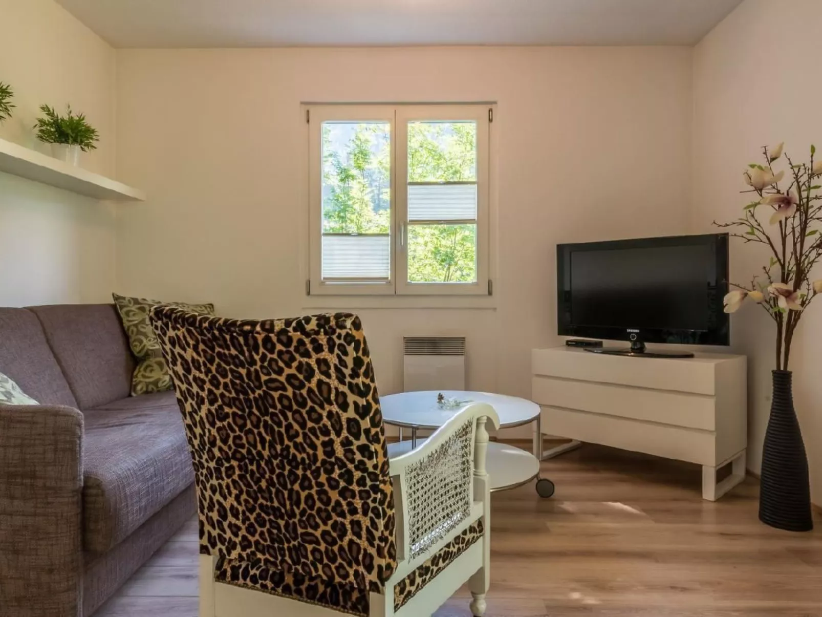 Chalet Lara-Image-tags.info