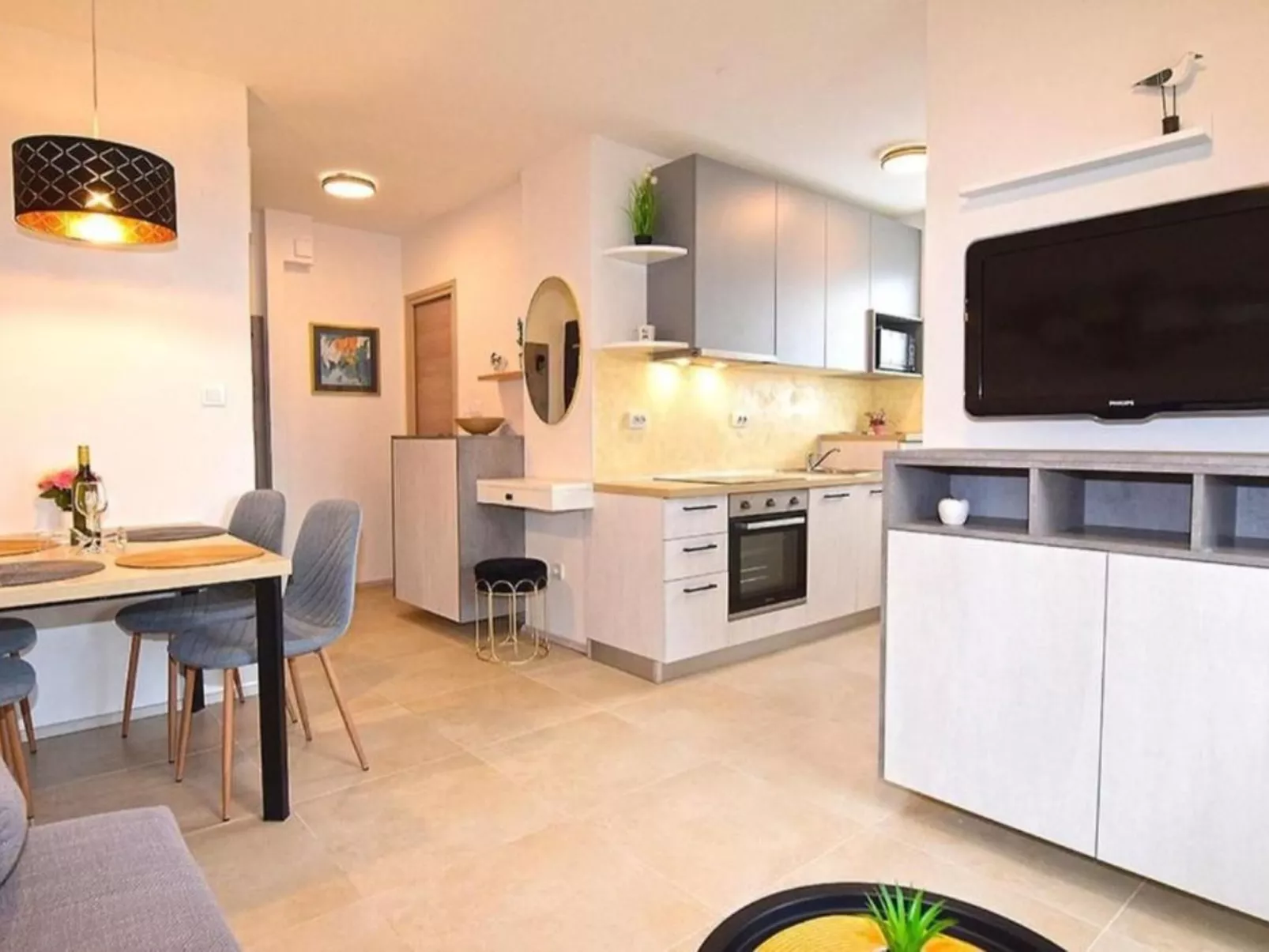 Modern eingerichtete Wohnung in der Nähe des Strandes...-Binnen