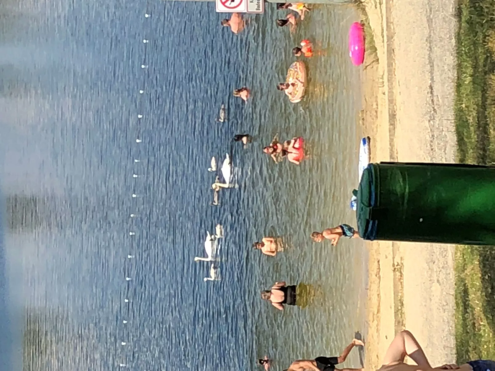 Familienfreundliches Haus mit großer Terrasse-Buiten