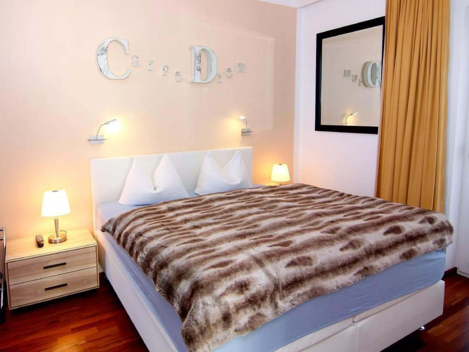 "Haus zum Kapitän"-Binnen