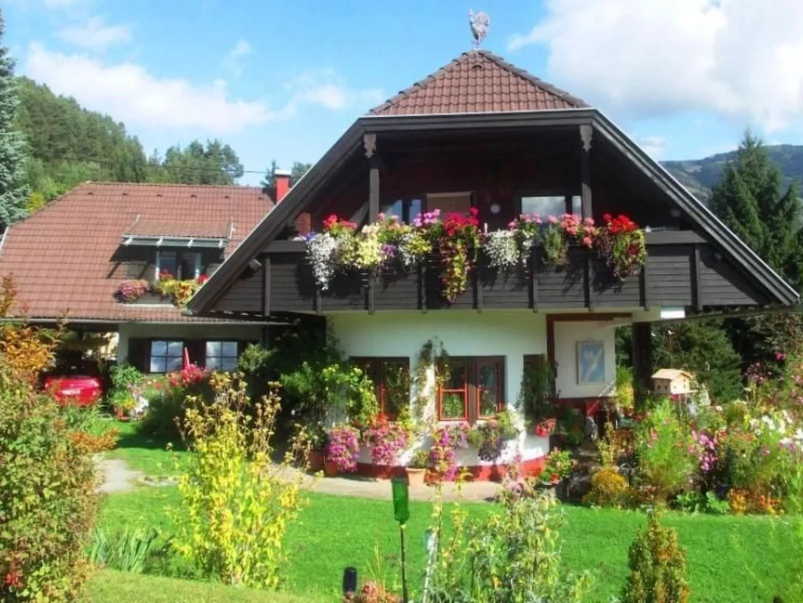Nette Wohnung in Seeboden mit Großem Garten - Buiten