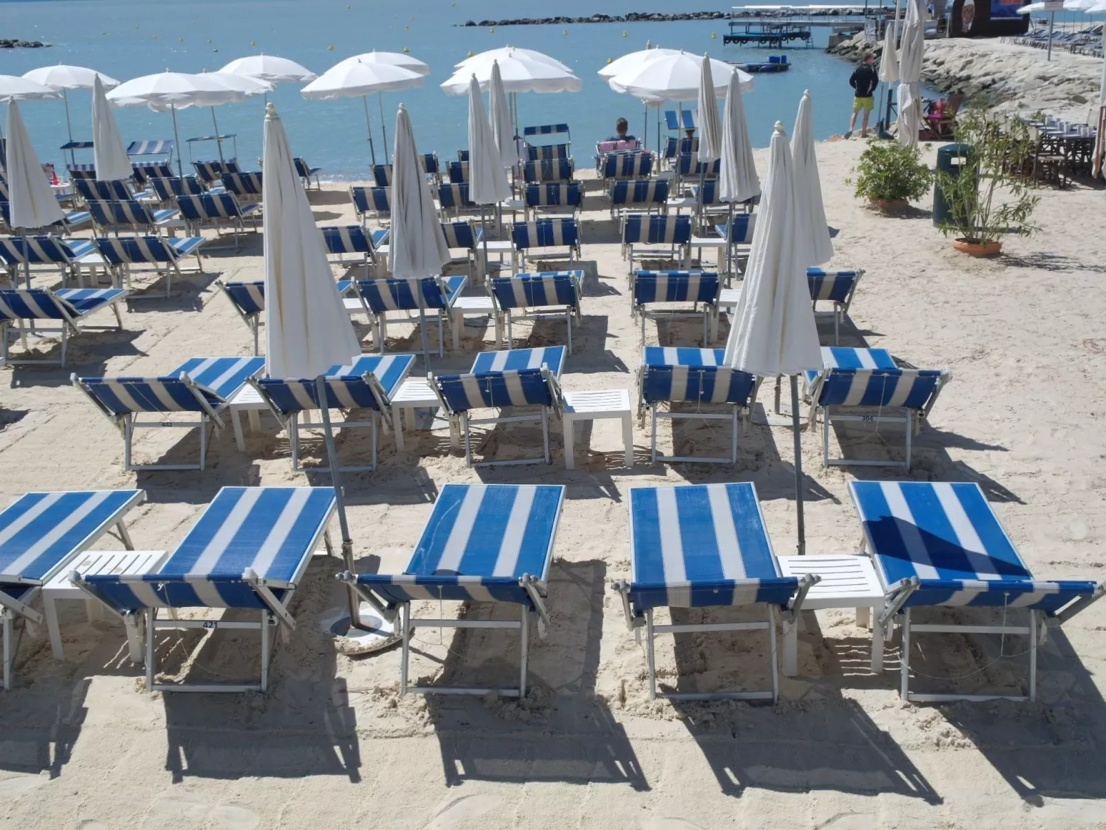 Mit privatem Garten und Terrasse-Buiten