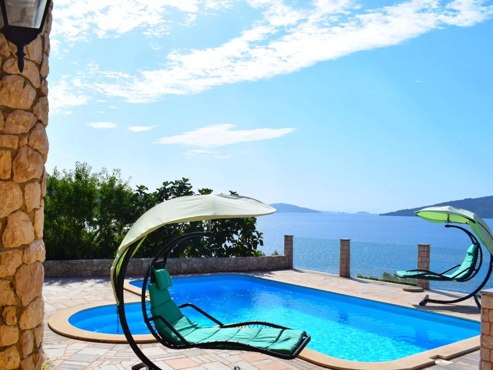 Seaside Villa Lara mit beheiztem Swimmingpool-Buiten