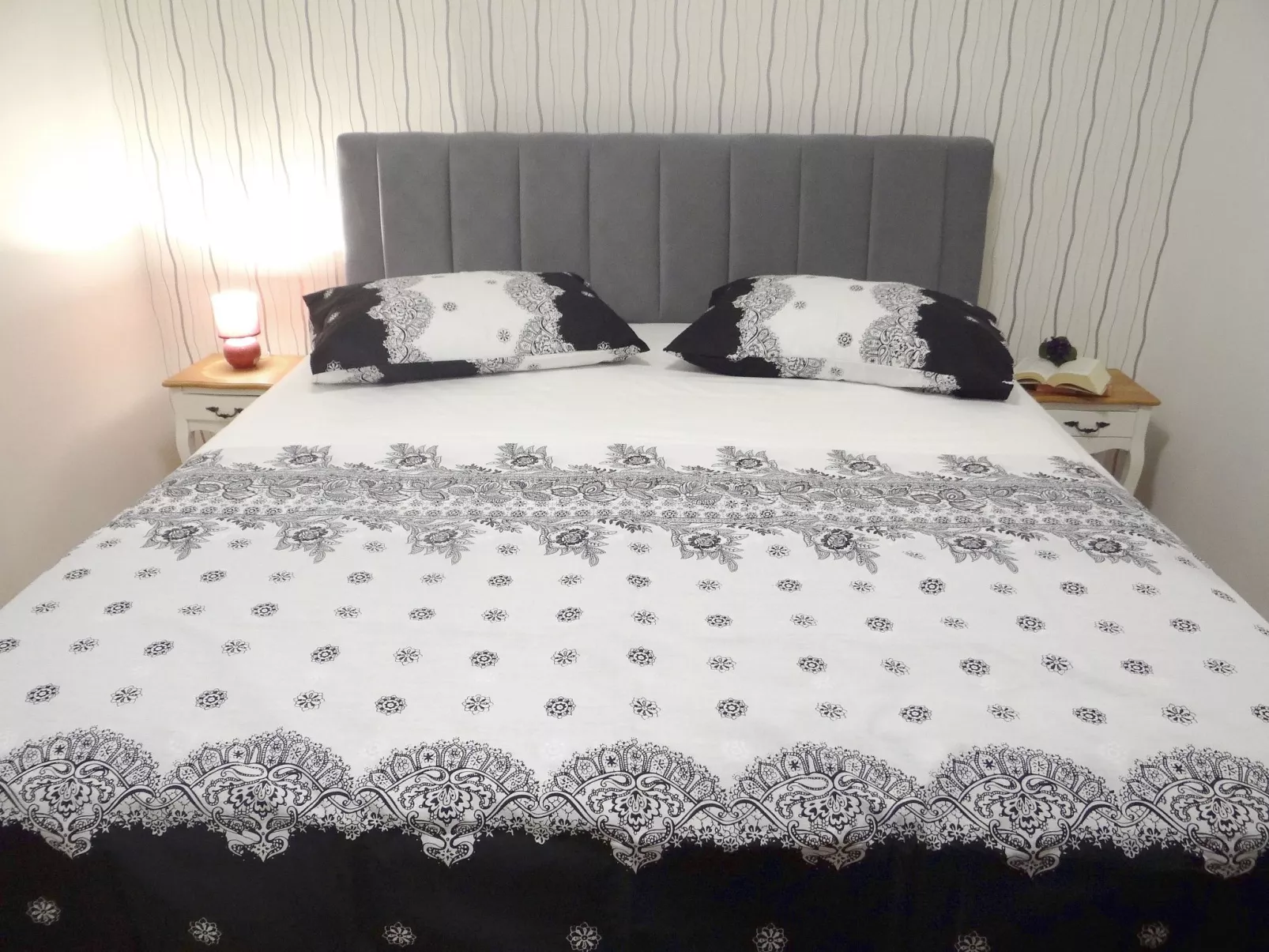 Beheizter Infinity-Pool, Appartement mit Meerblick 2-Image-tags.info